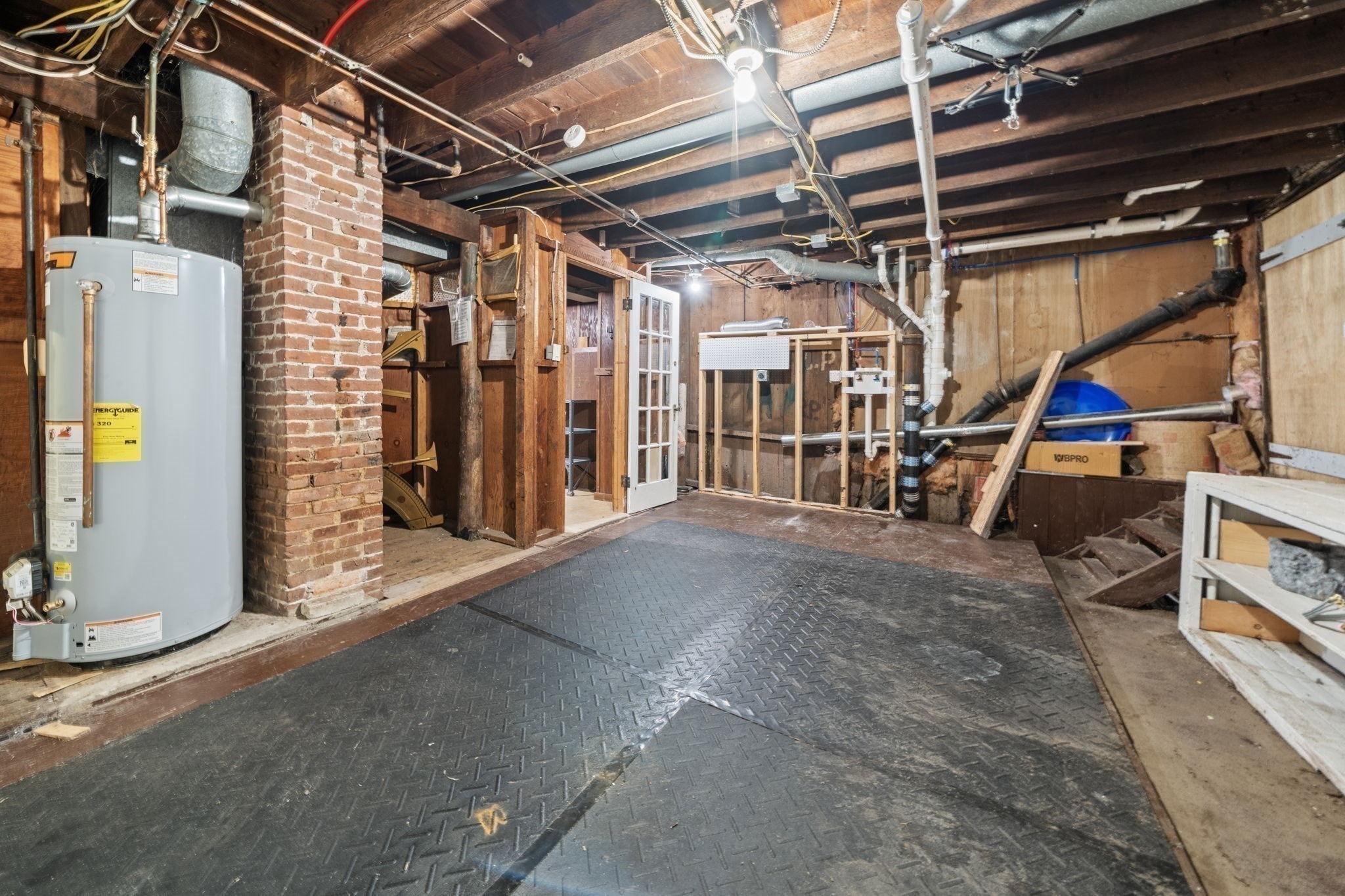 main property photo 25