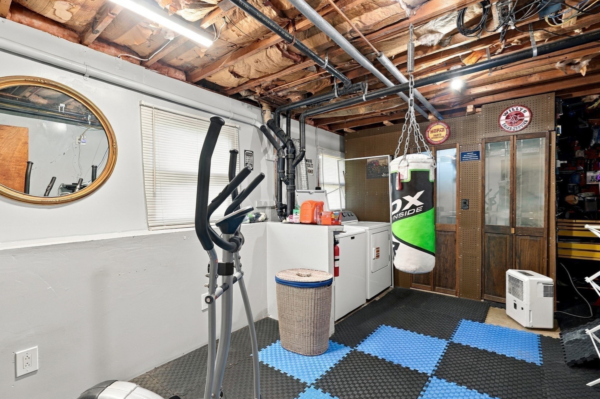 main property photo 33