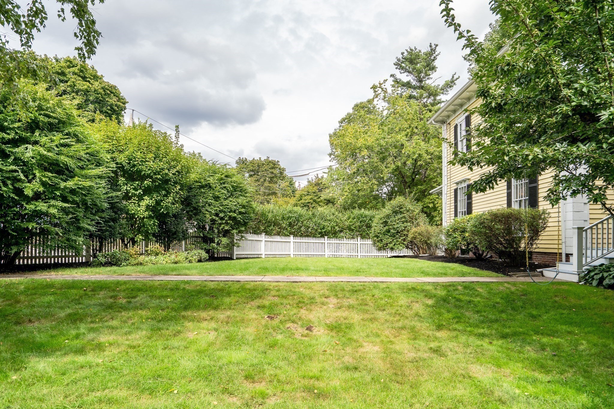 main property photo 31