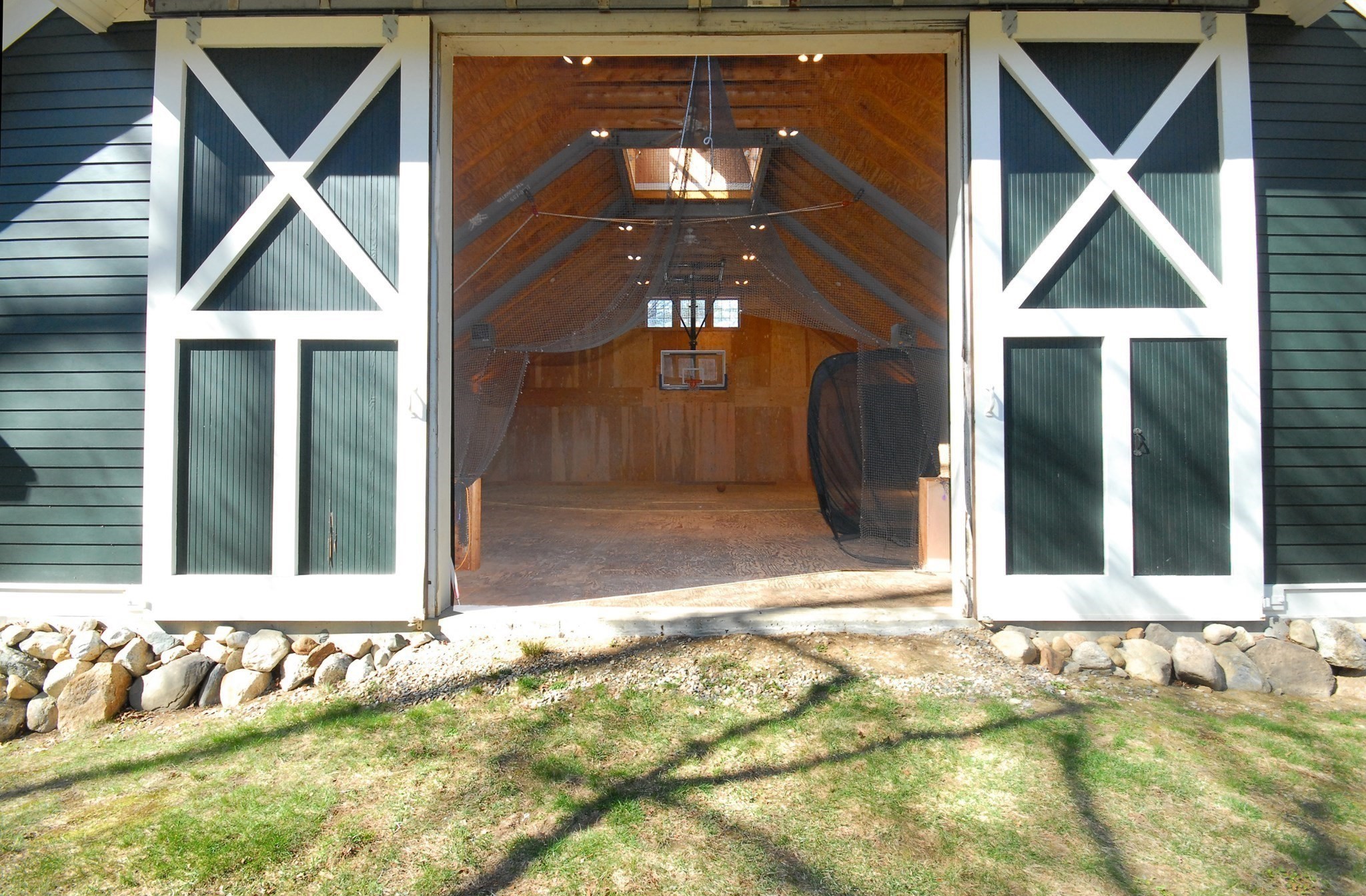 main property photo 34