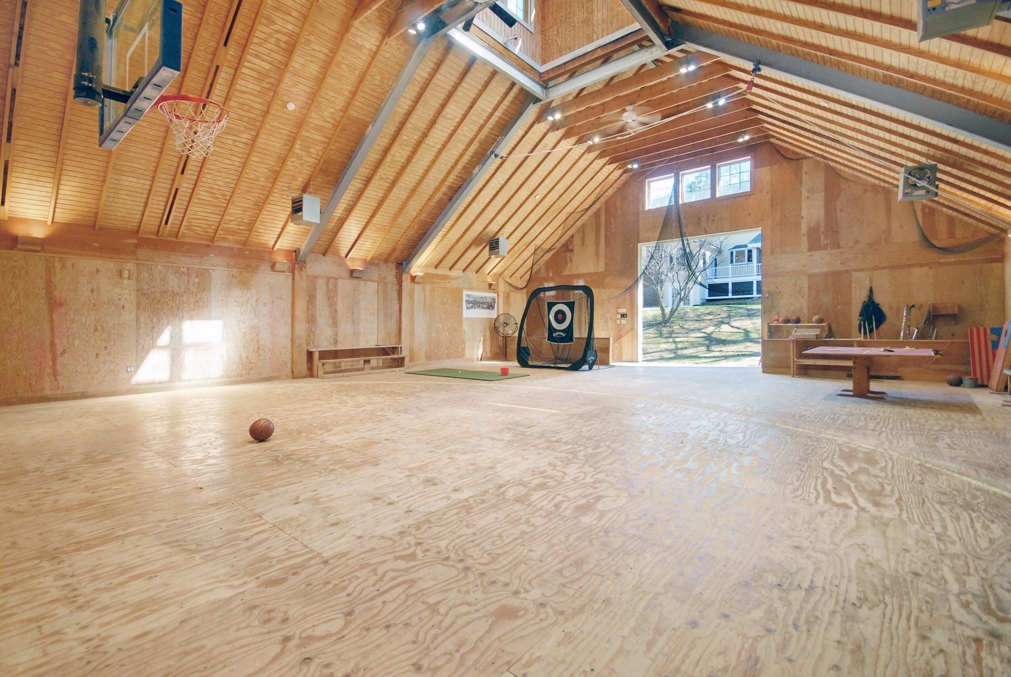 main property photo 35