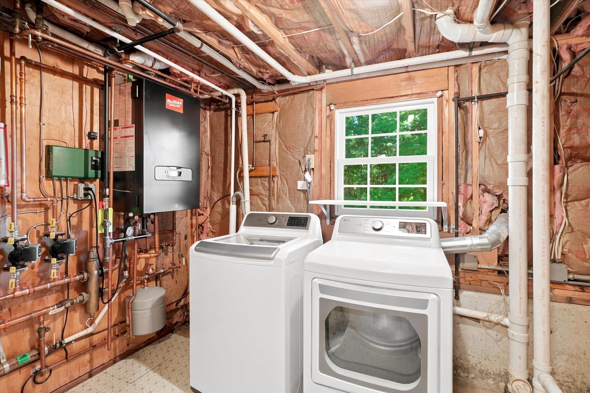 main property photo 26