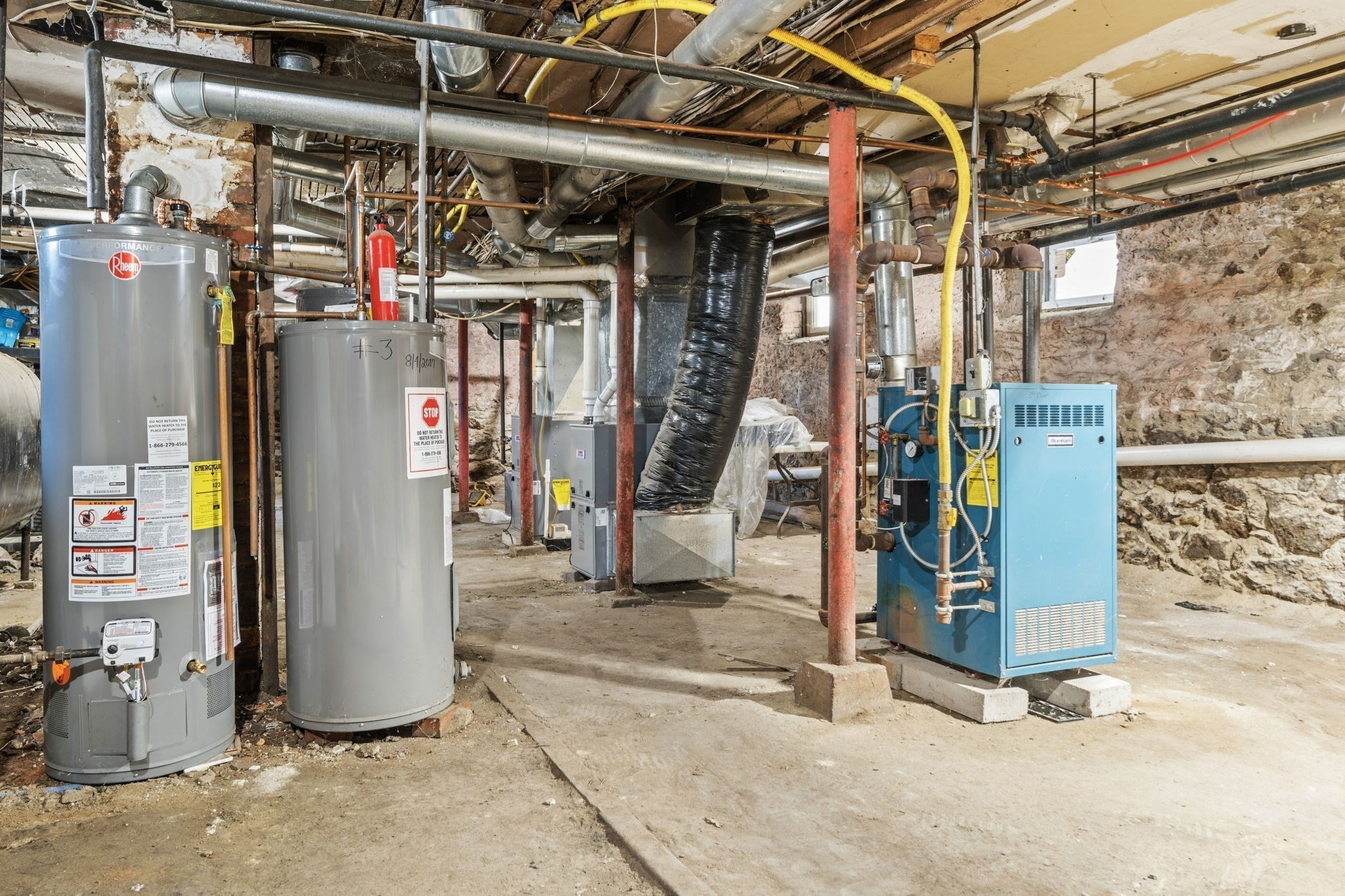 main property photo 34