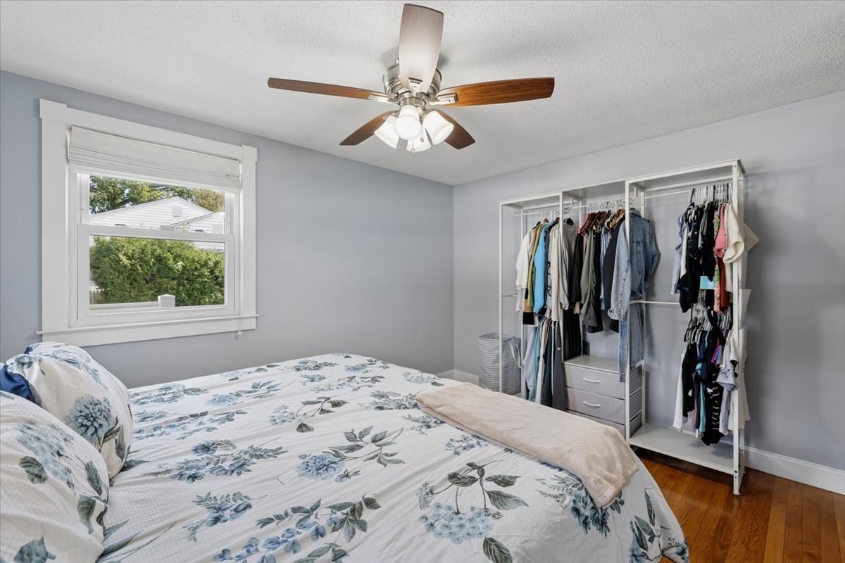 property viewer photo 24