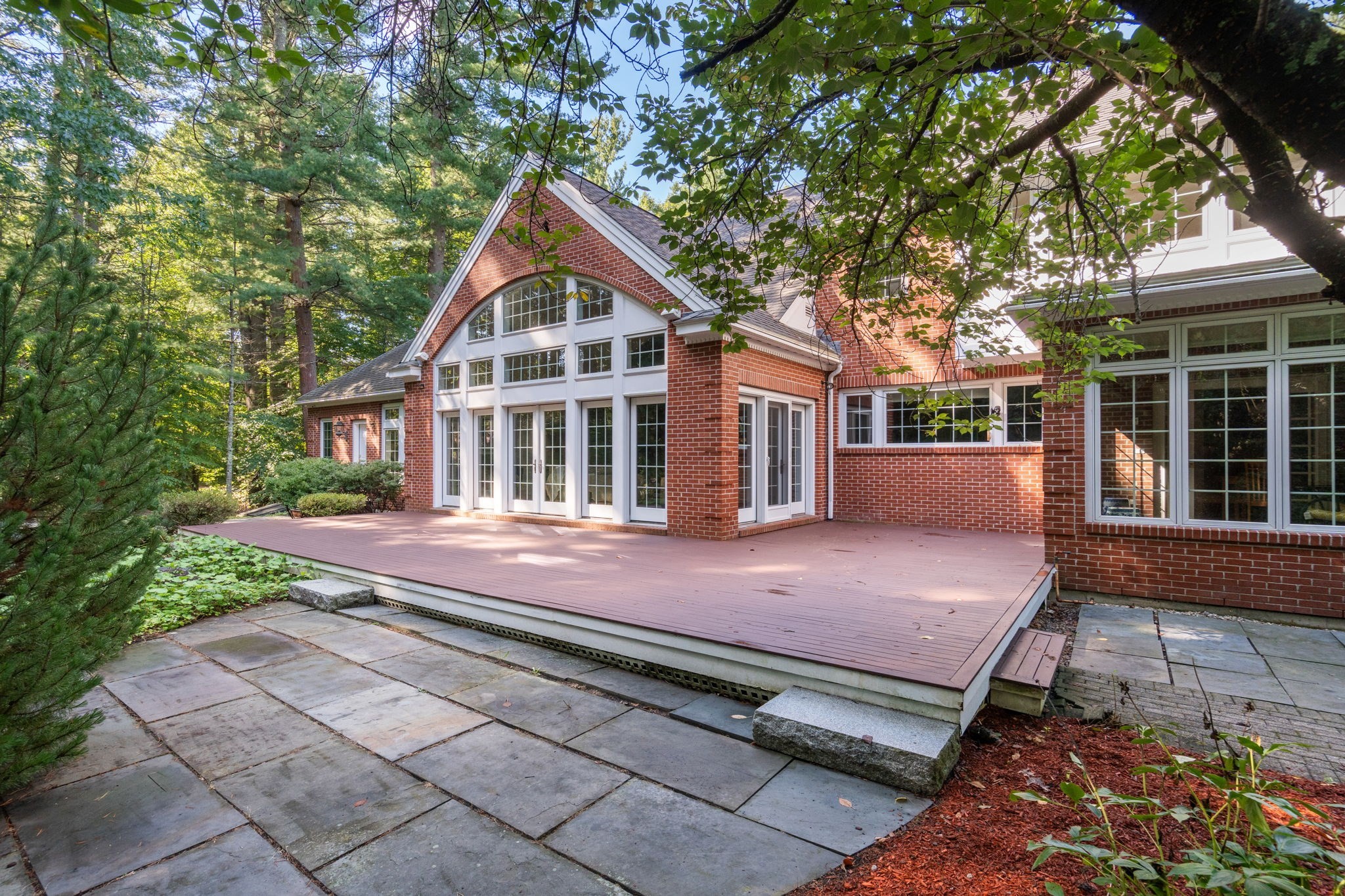 main property photo 16