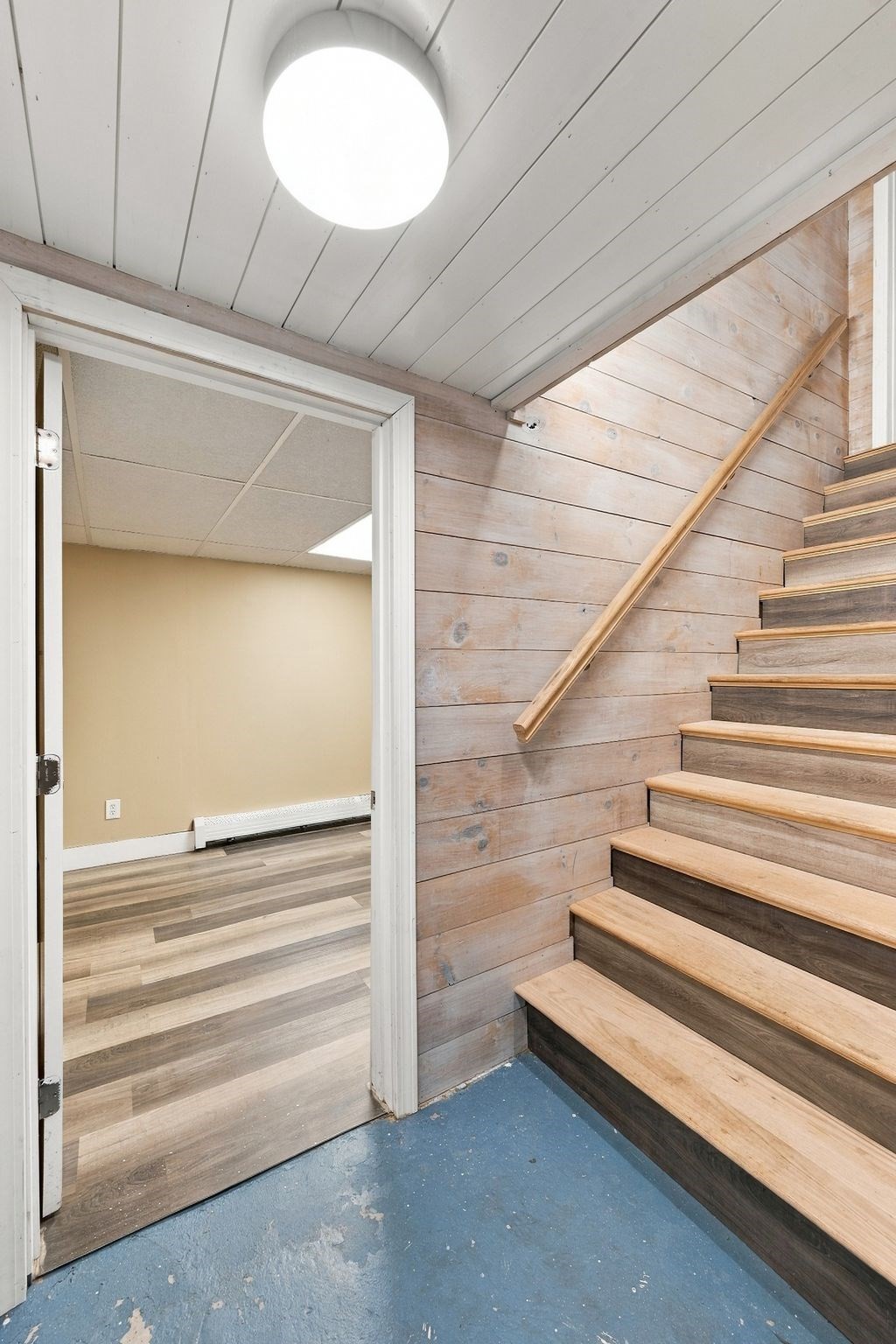 main property photo 29