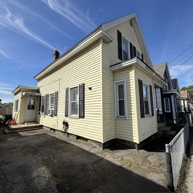 main property photo 28