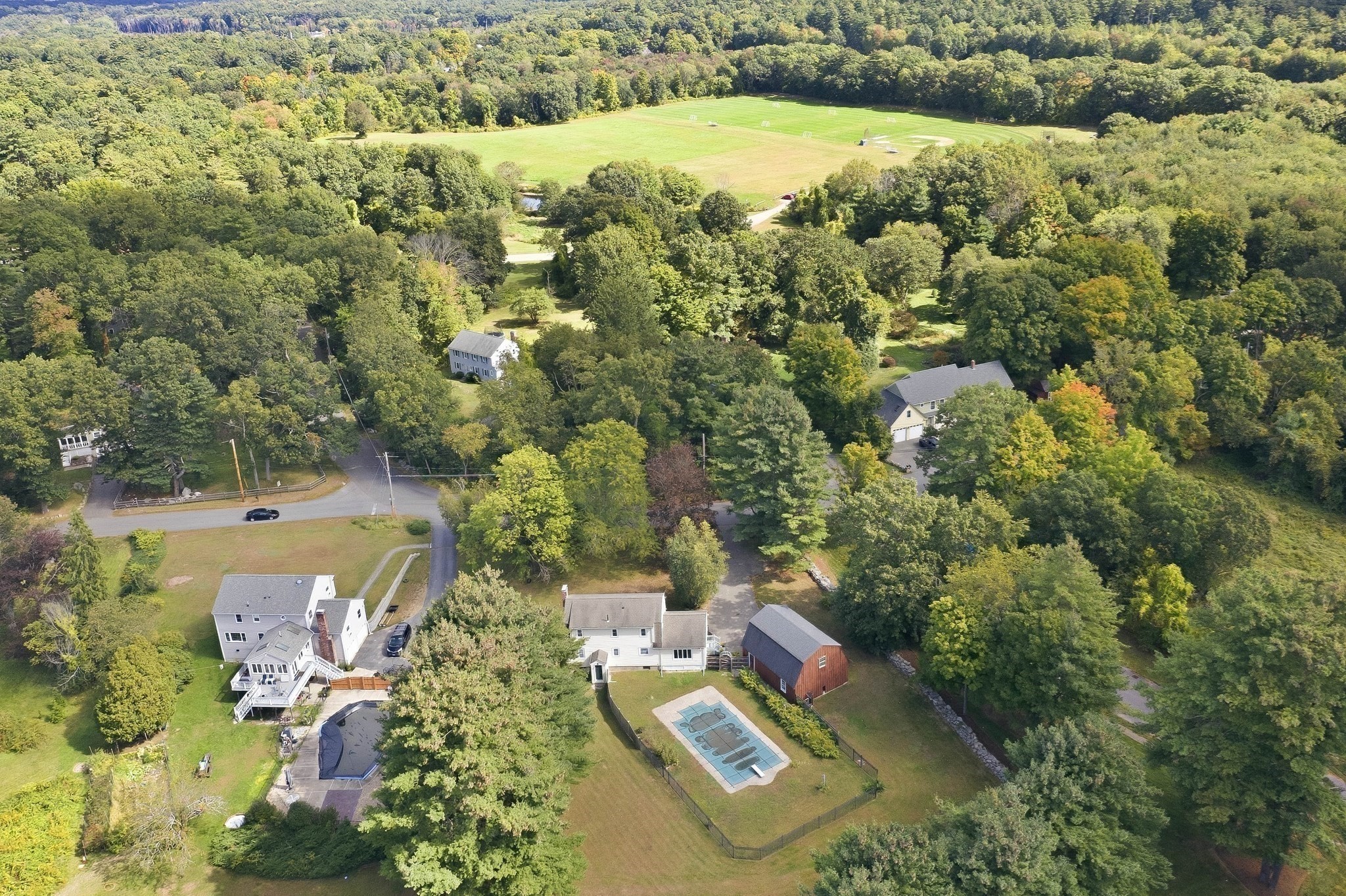main property photo 40