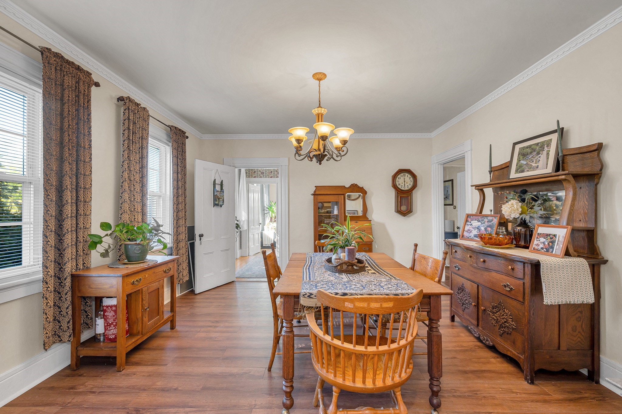 main property photo 7