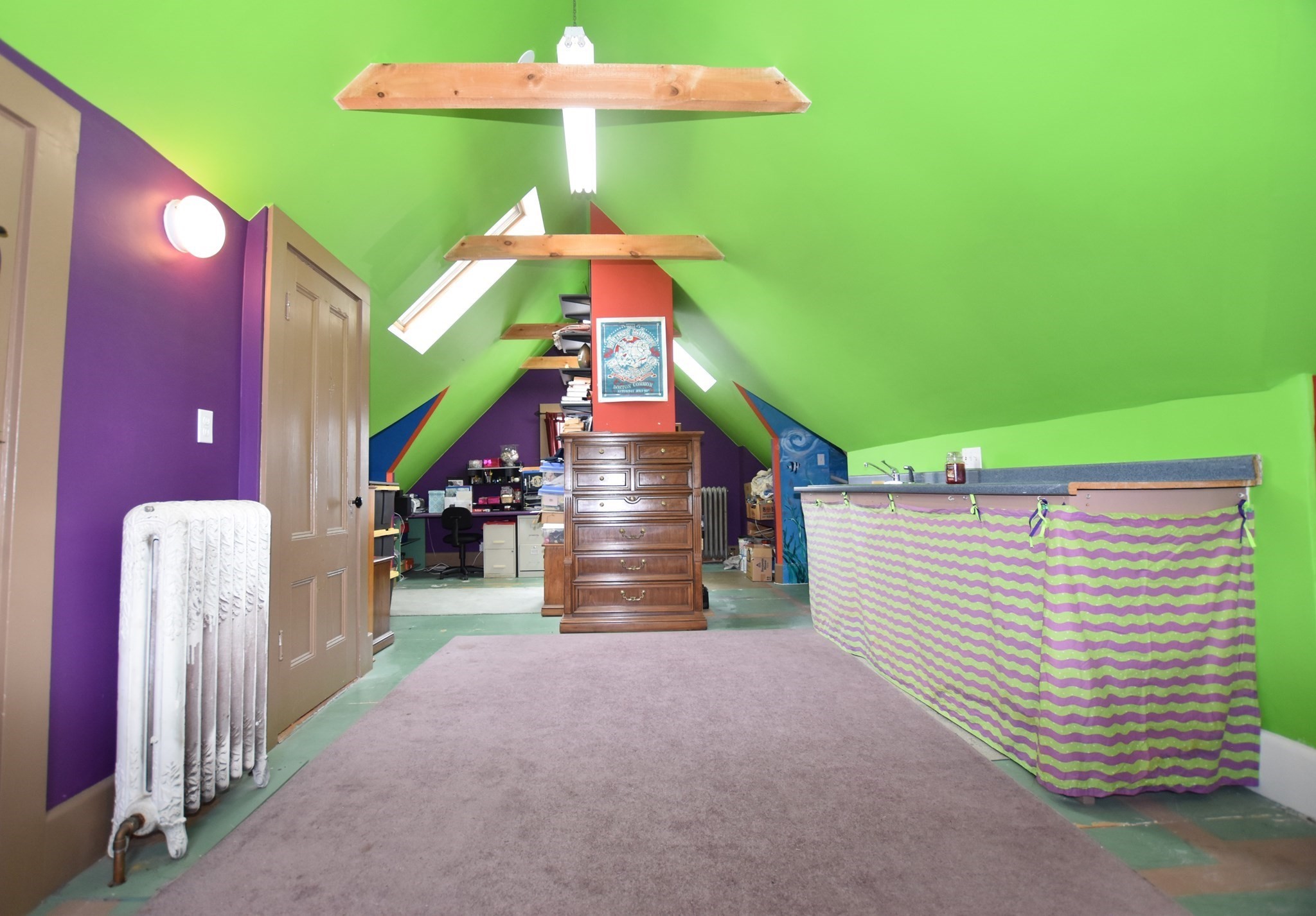 main property photo 25