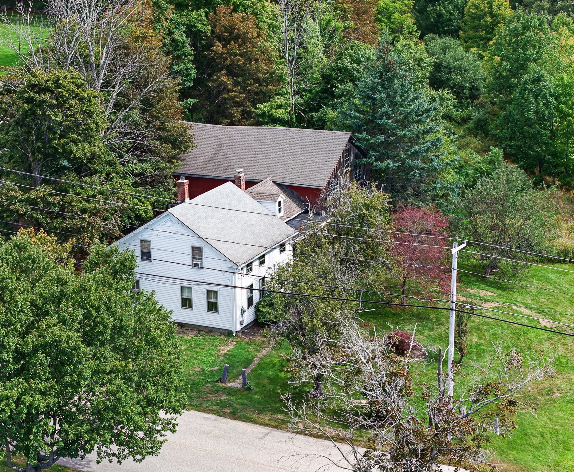 main property photo 32