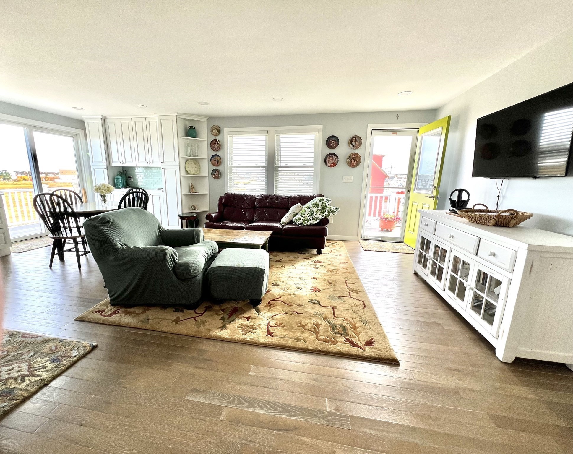 main property photo 18