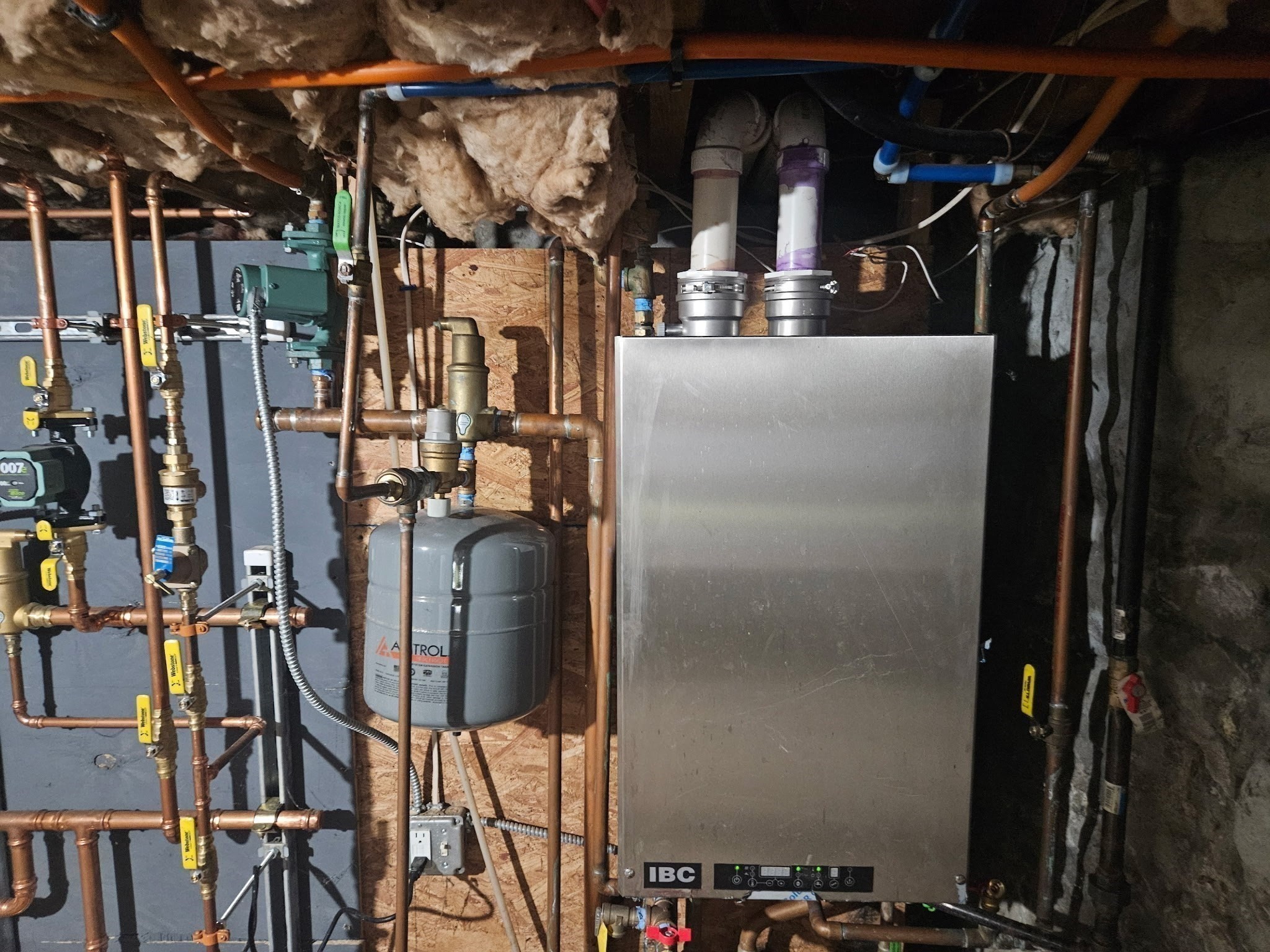 main property photo 28
