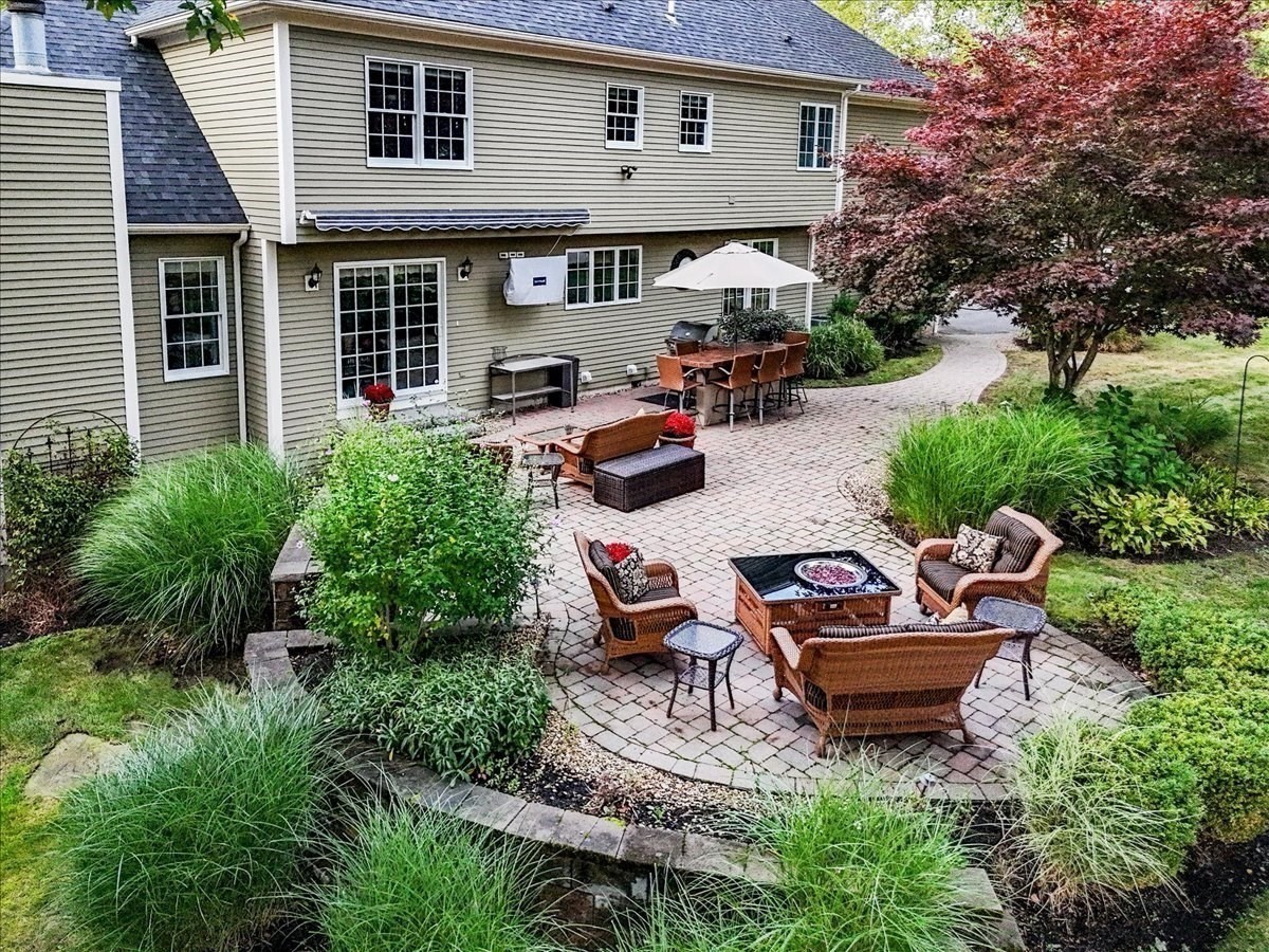 main property photo 19