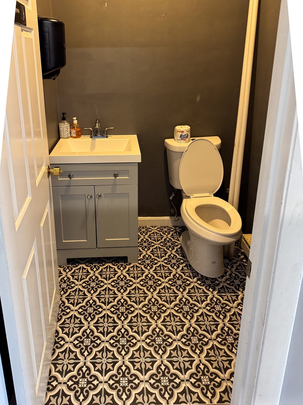 main property photo 4