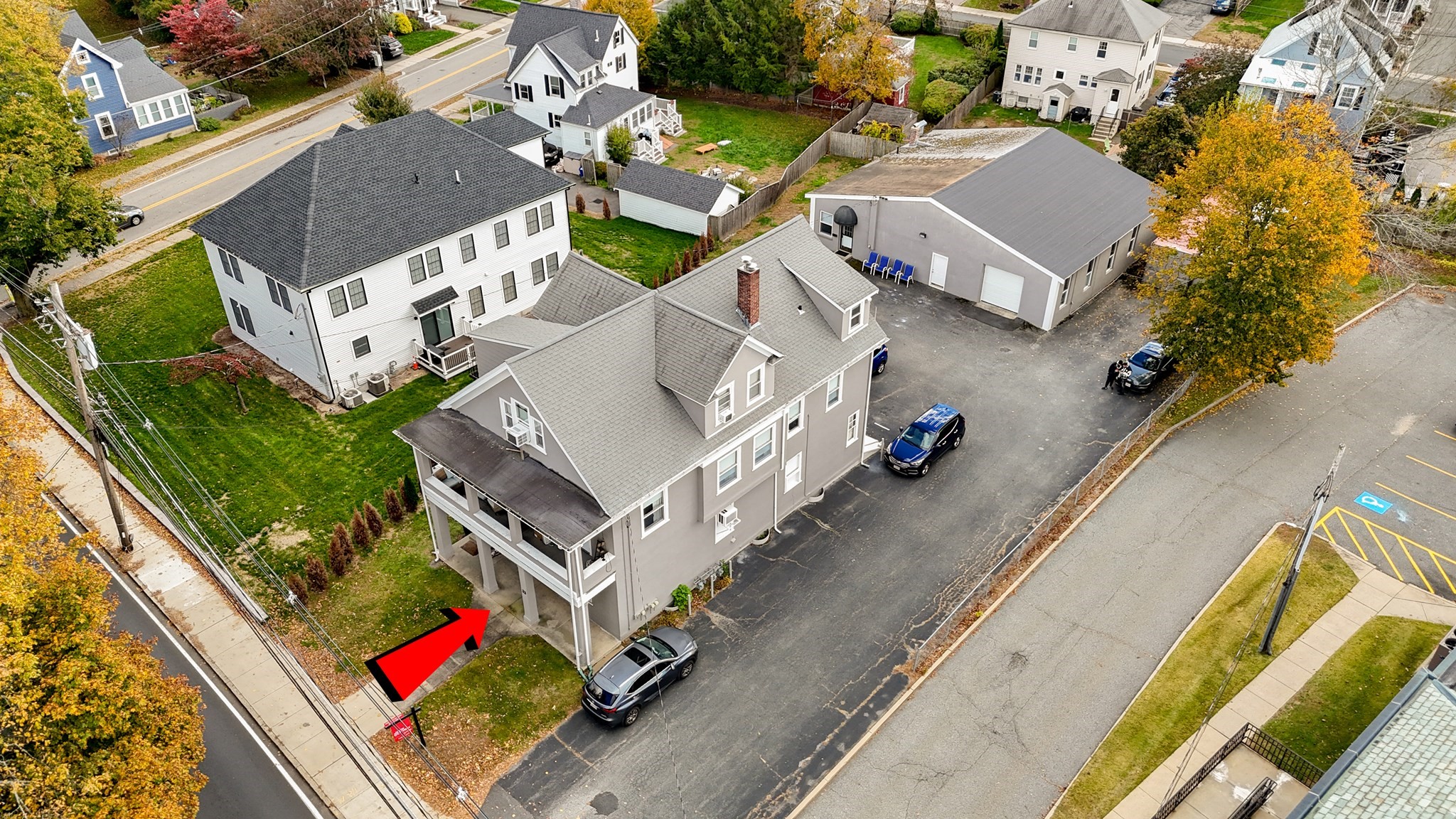 main property photo 32