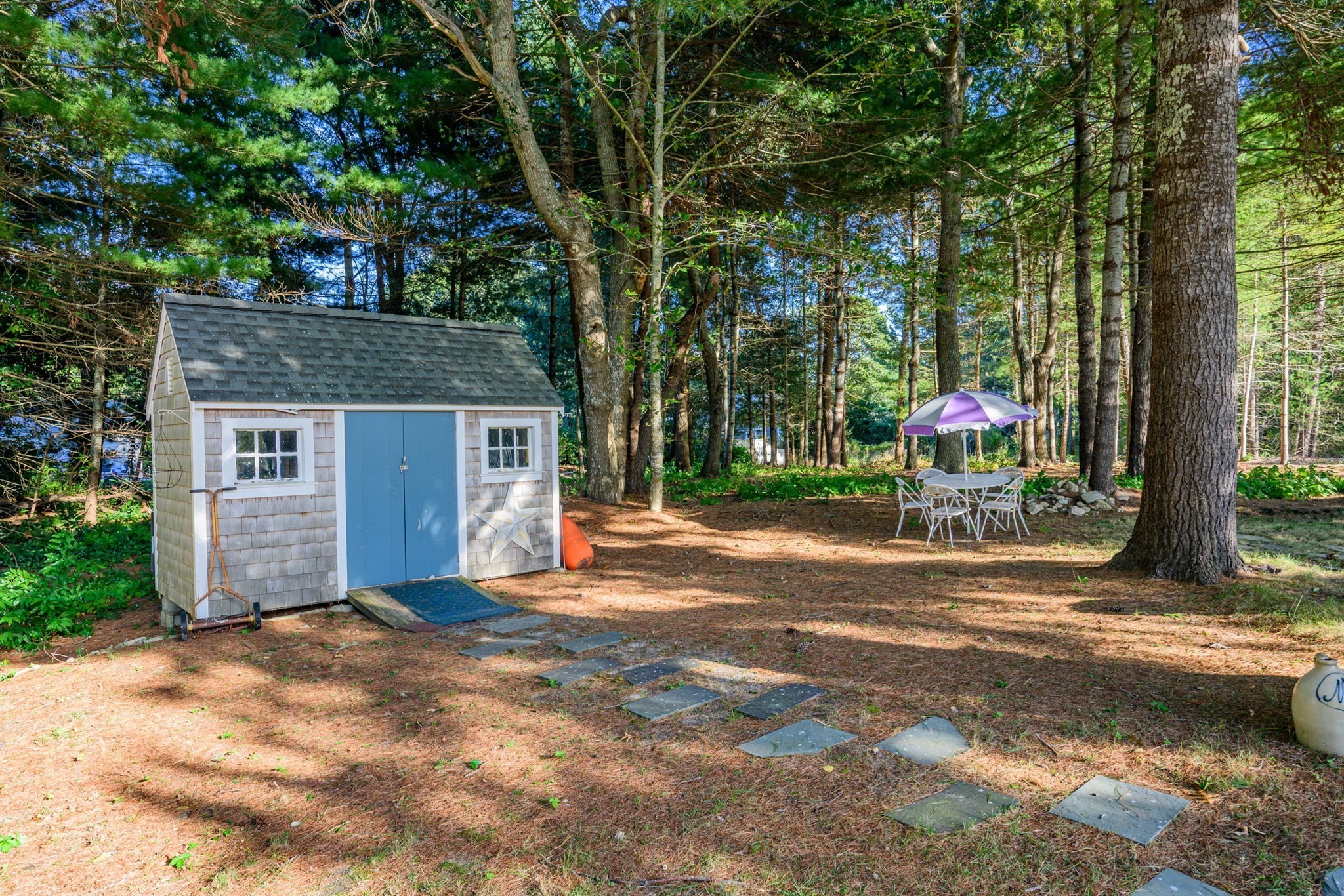 main property photo 28