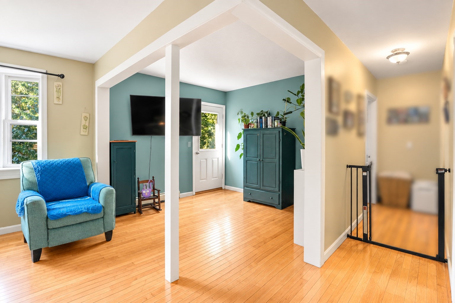 main property photo 11