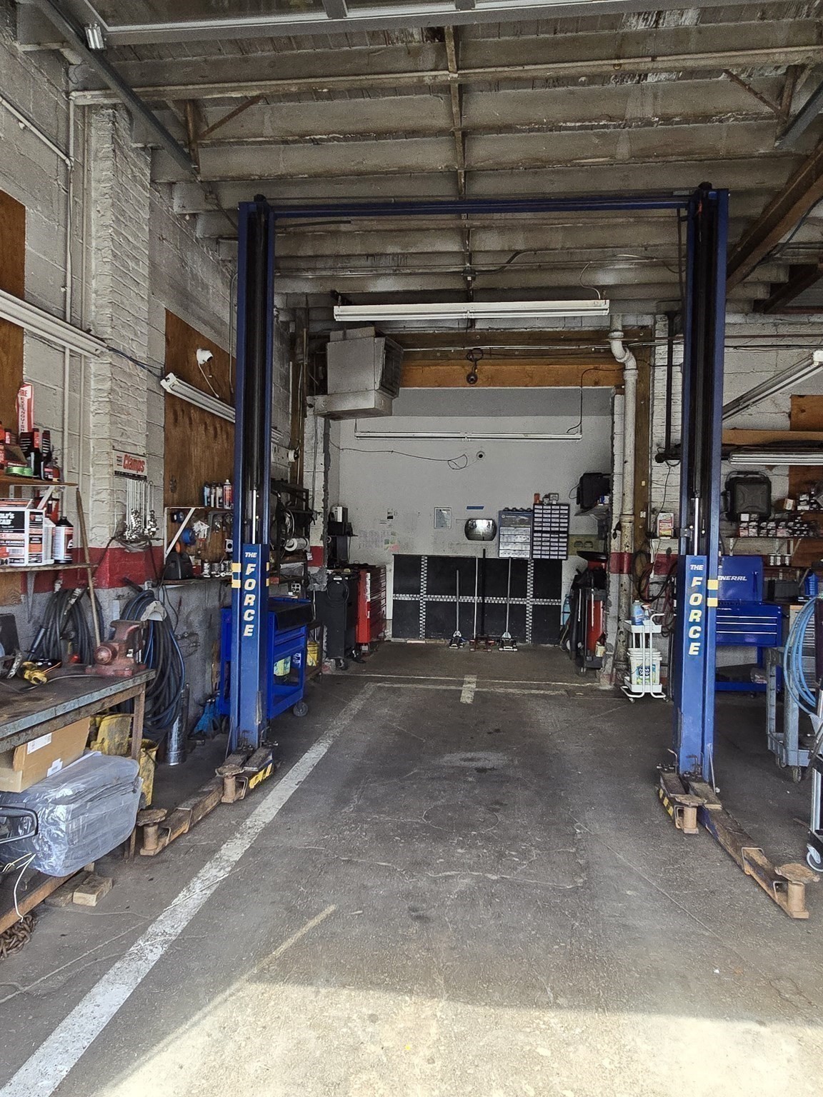 main property photo 10