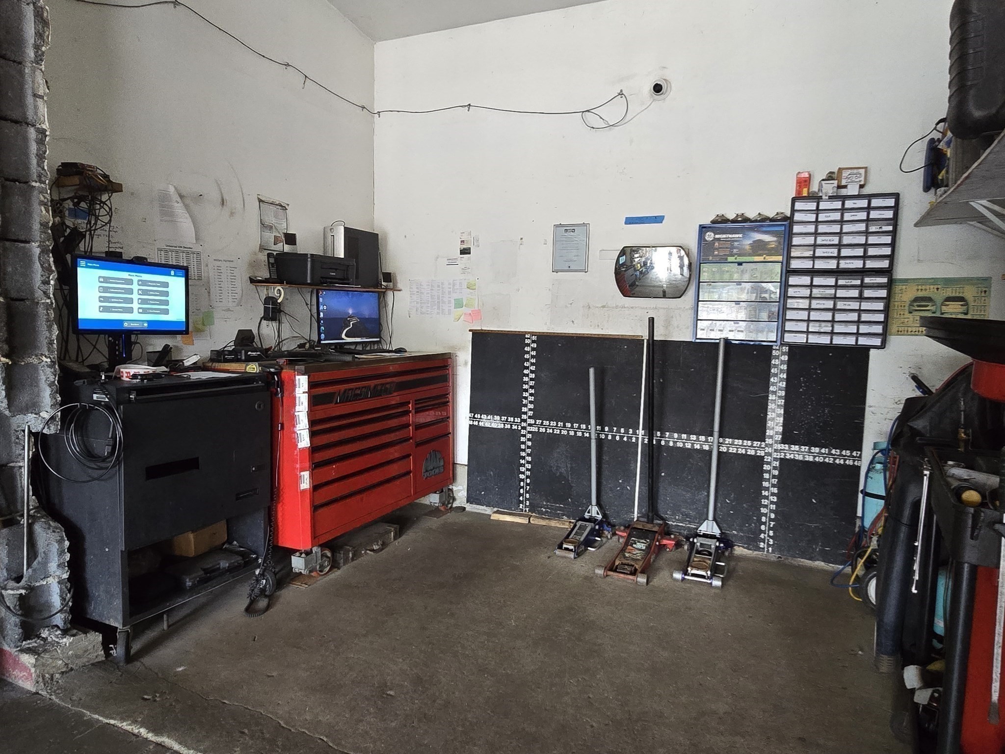 main property photo 13