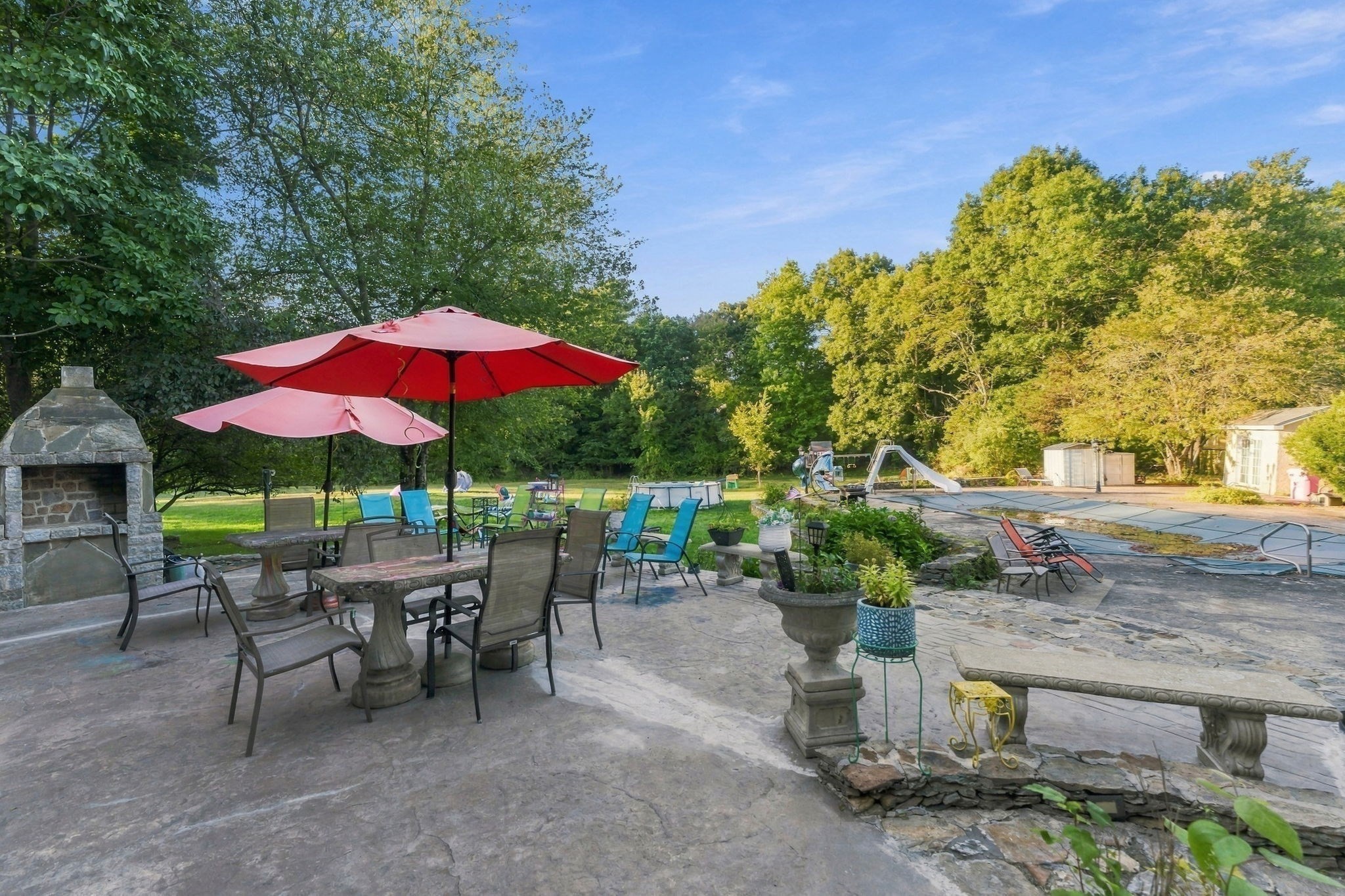 main property photo 40