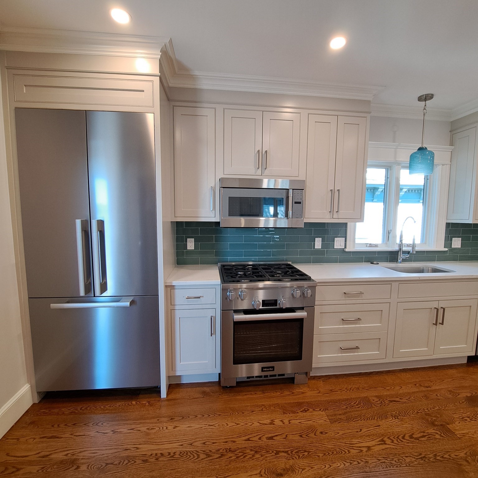 main property photo 7