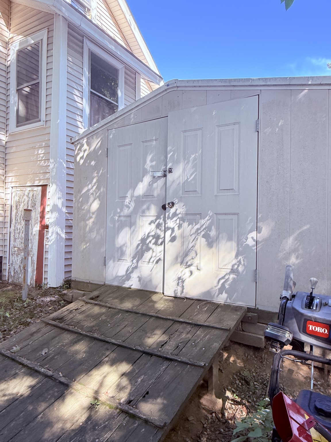 main property photo 18