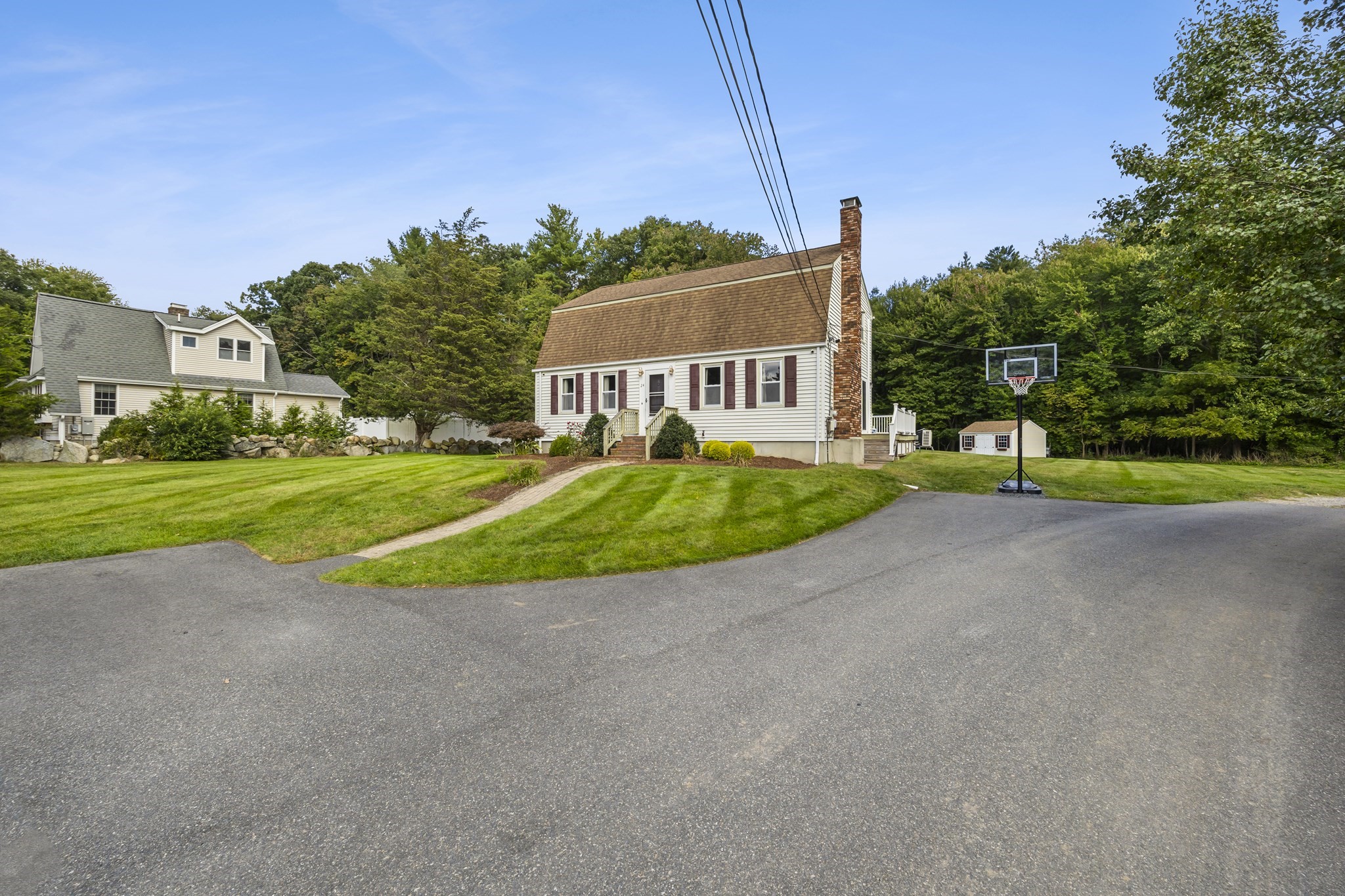 main property photo 3