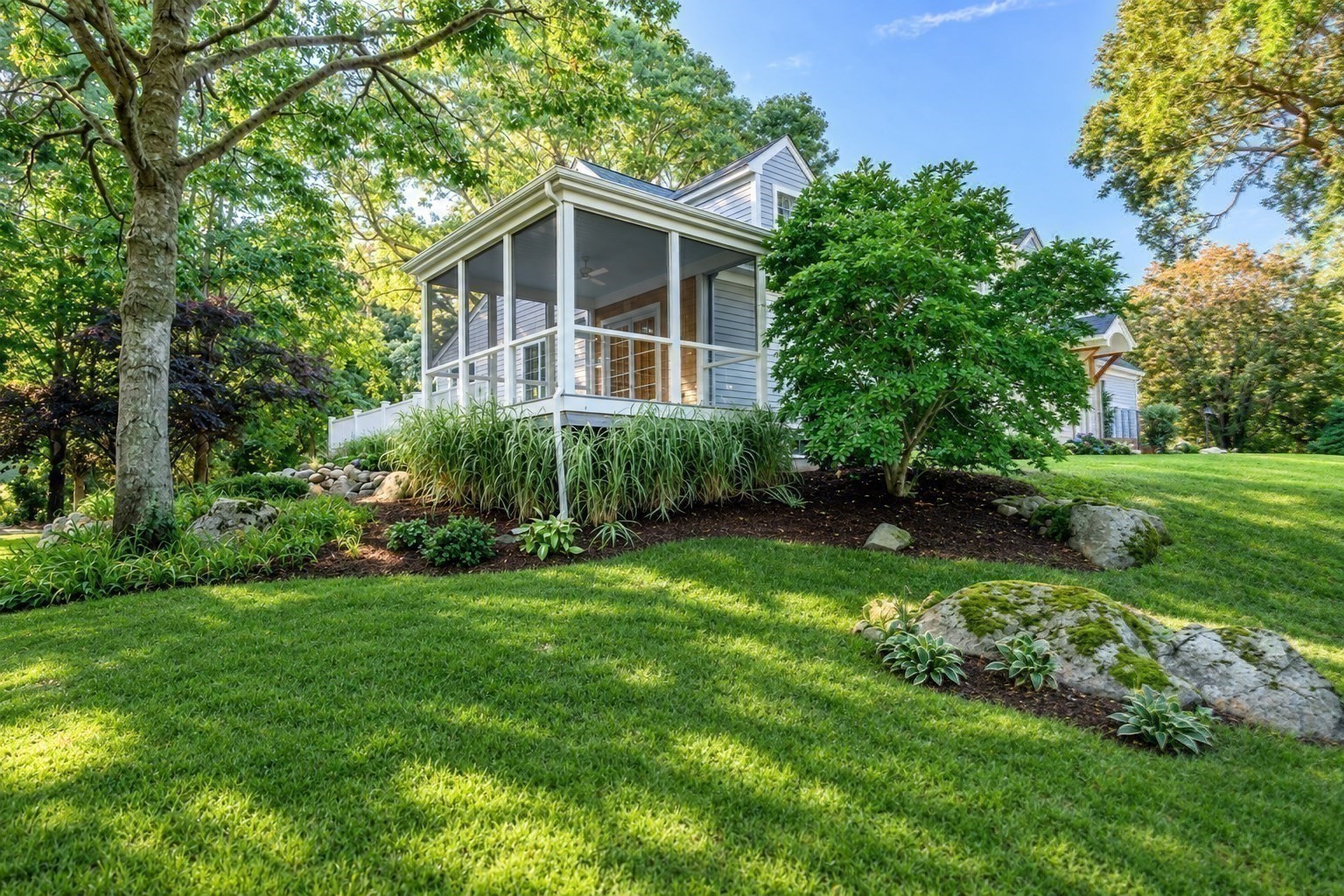 main property photo 30