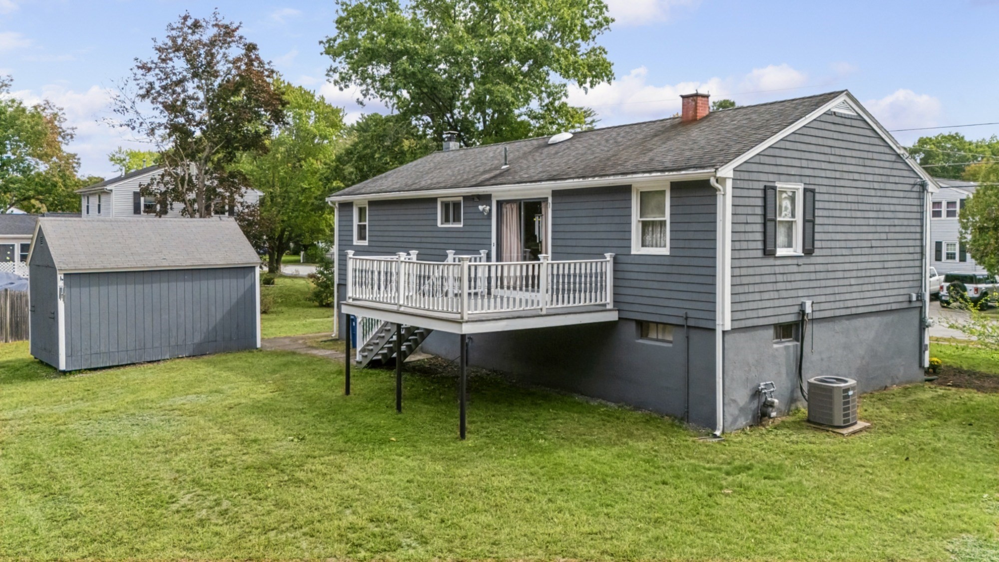 main property photo 35