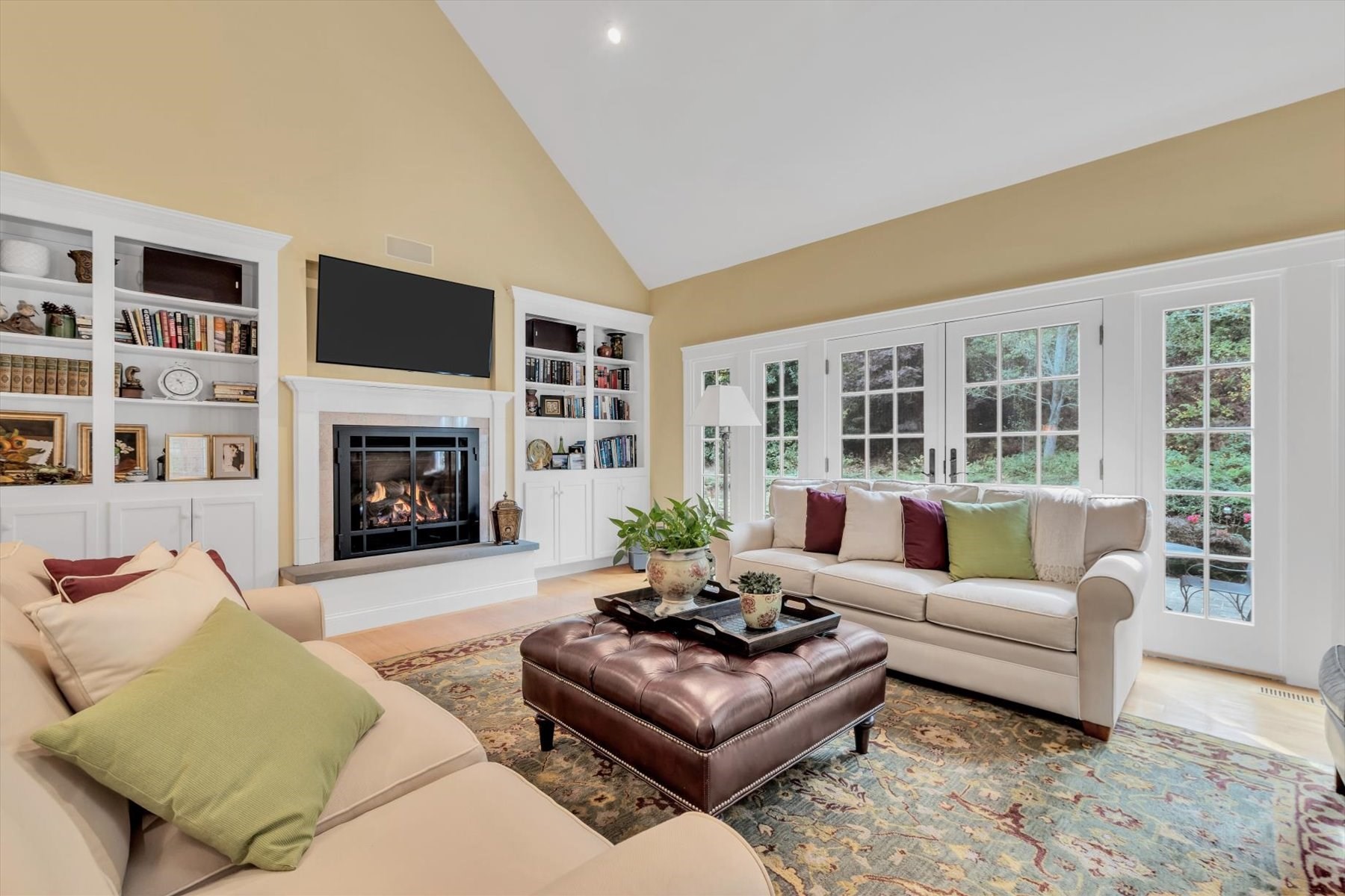 main property photo 12