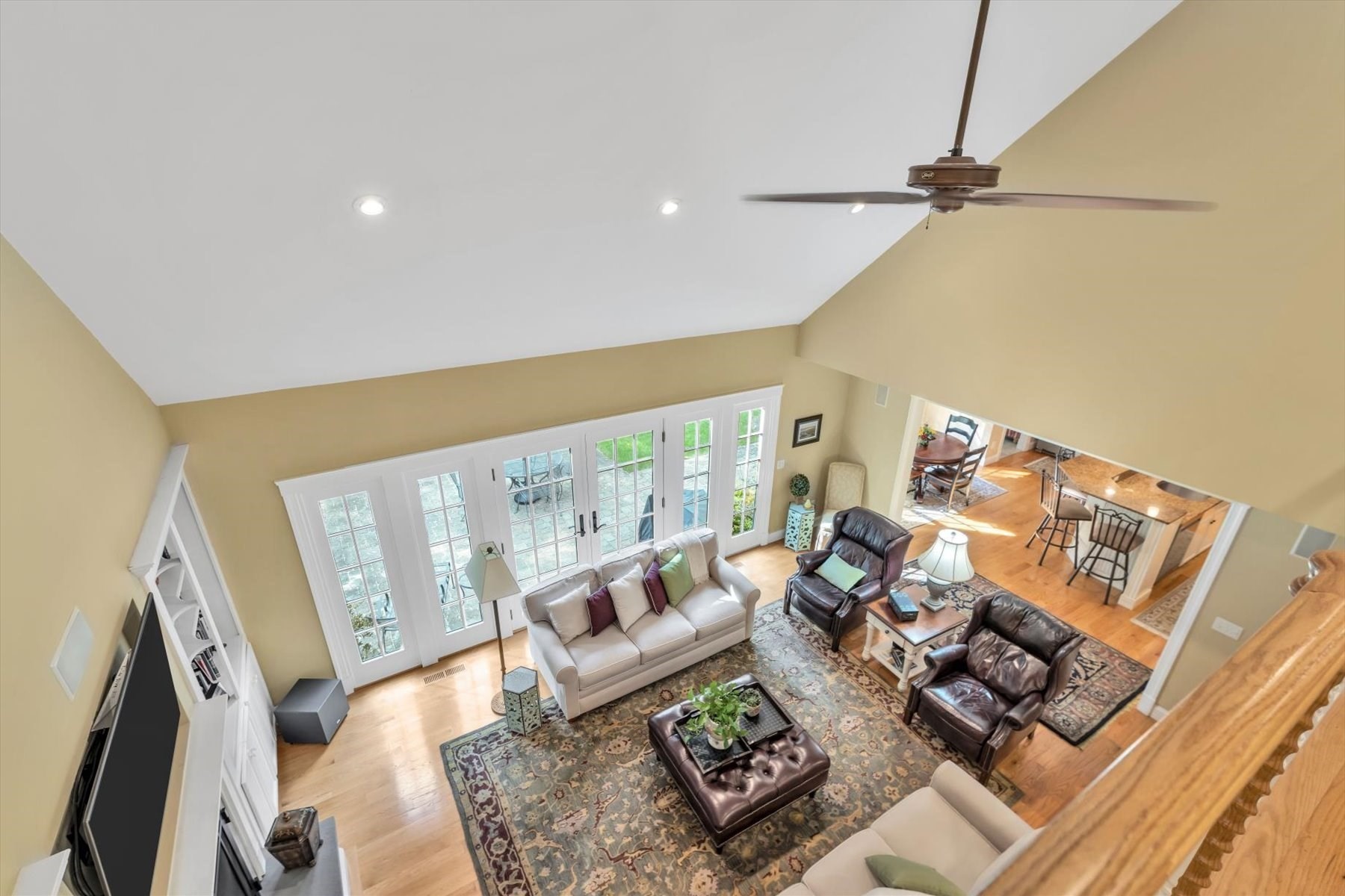 main property photo 31