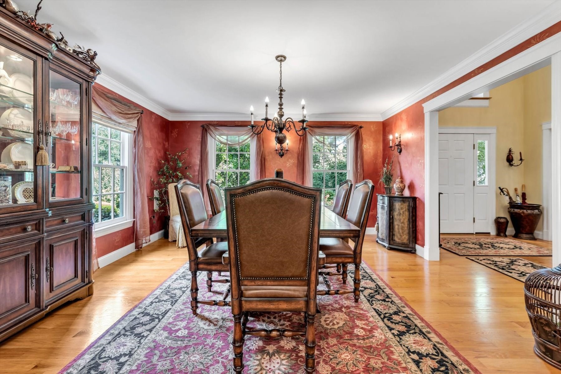 main property photo 5