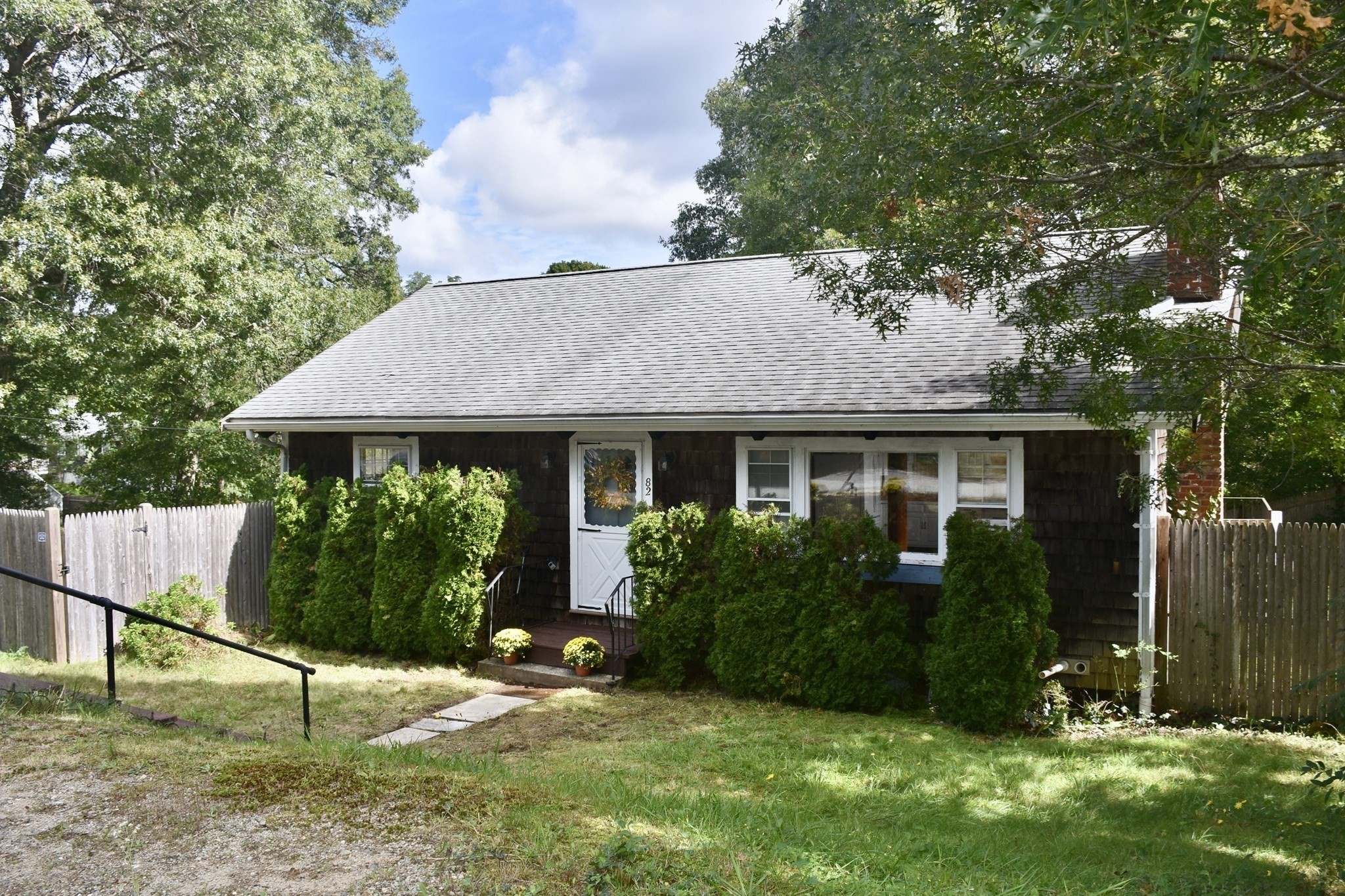 main property photo 22