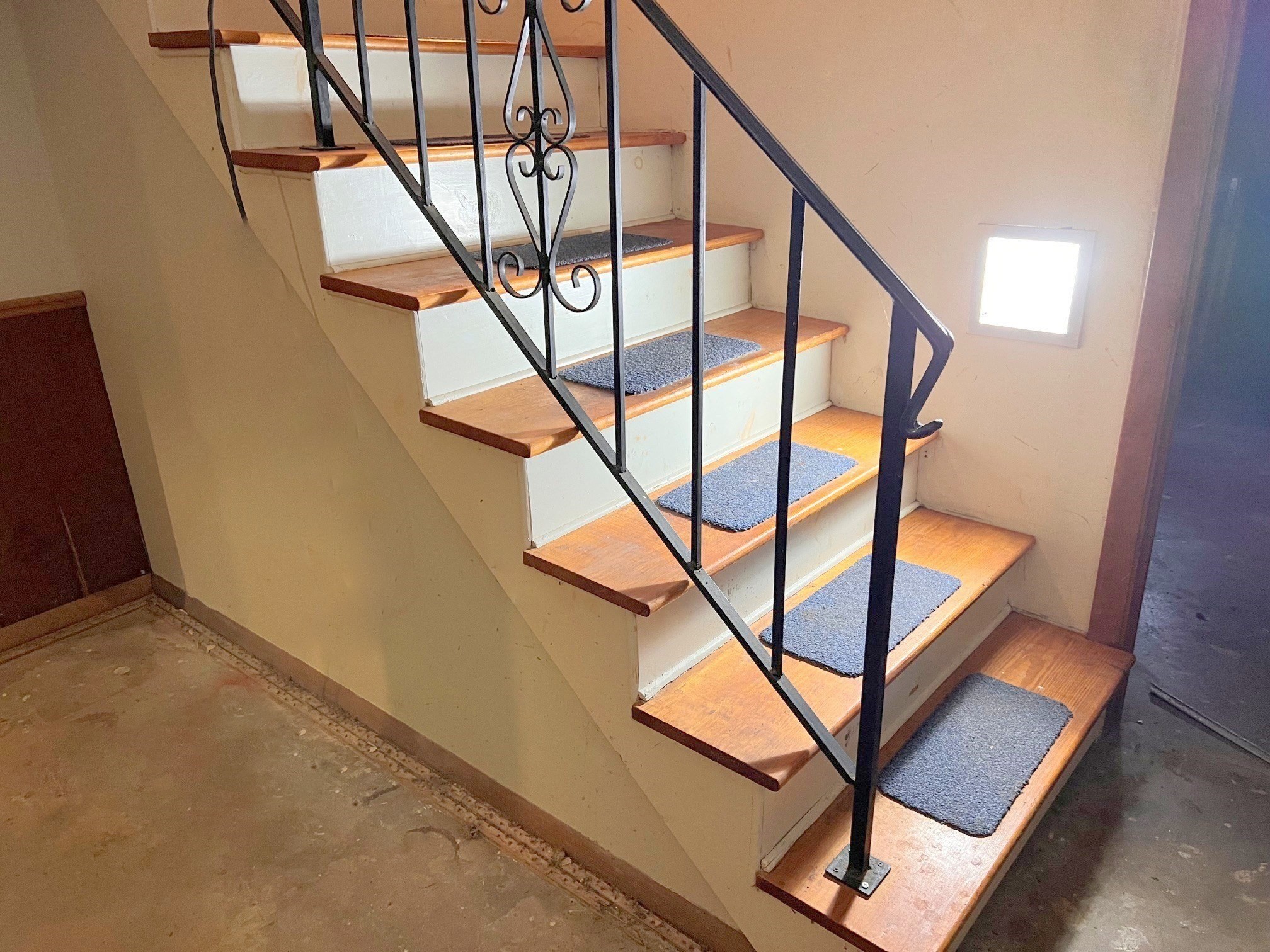 main property photo 20