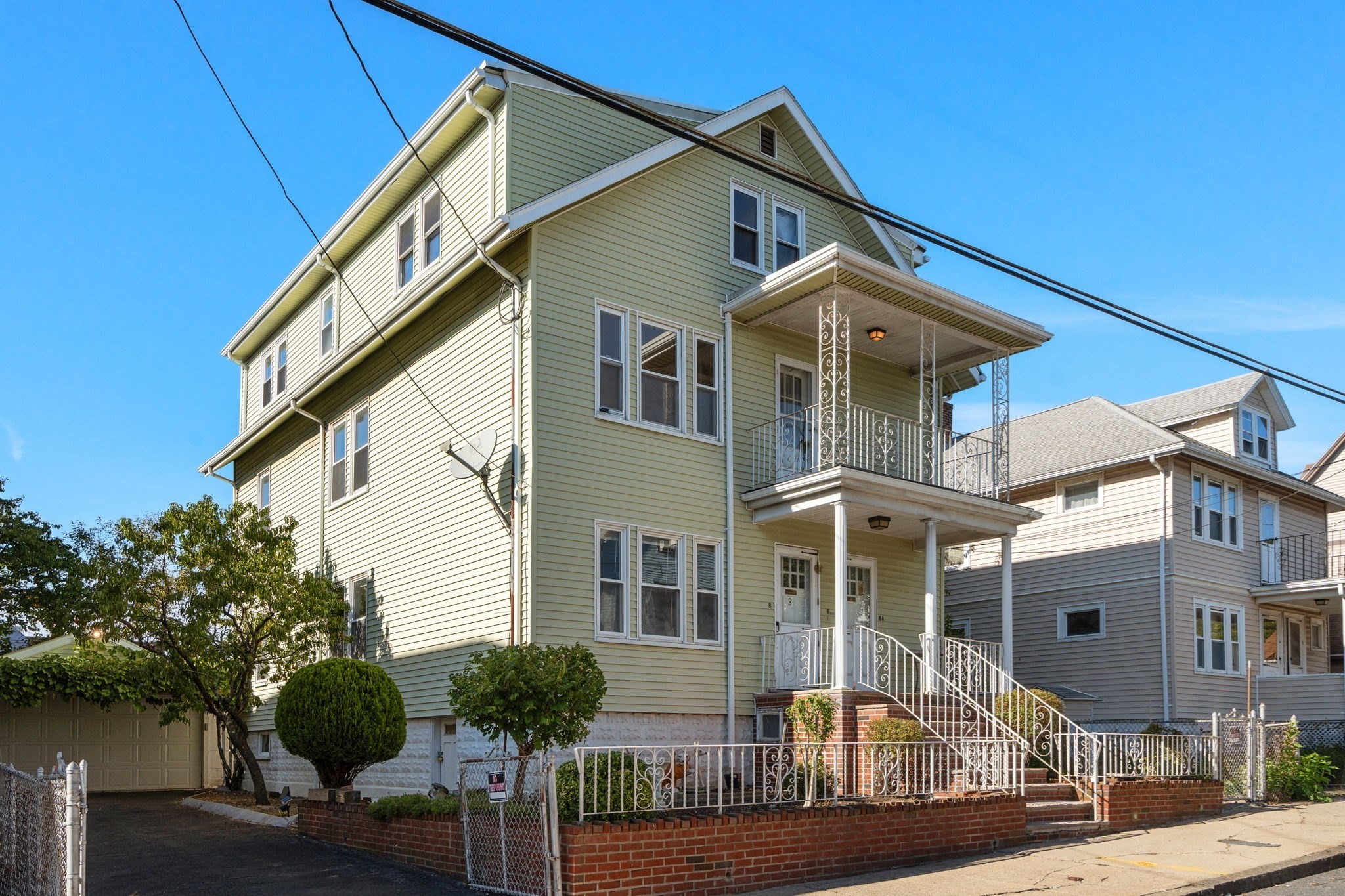 main property photo 34