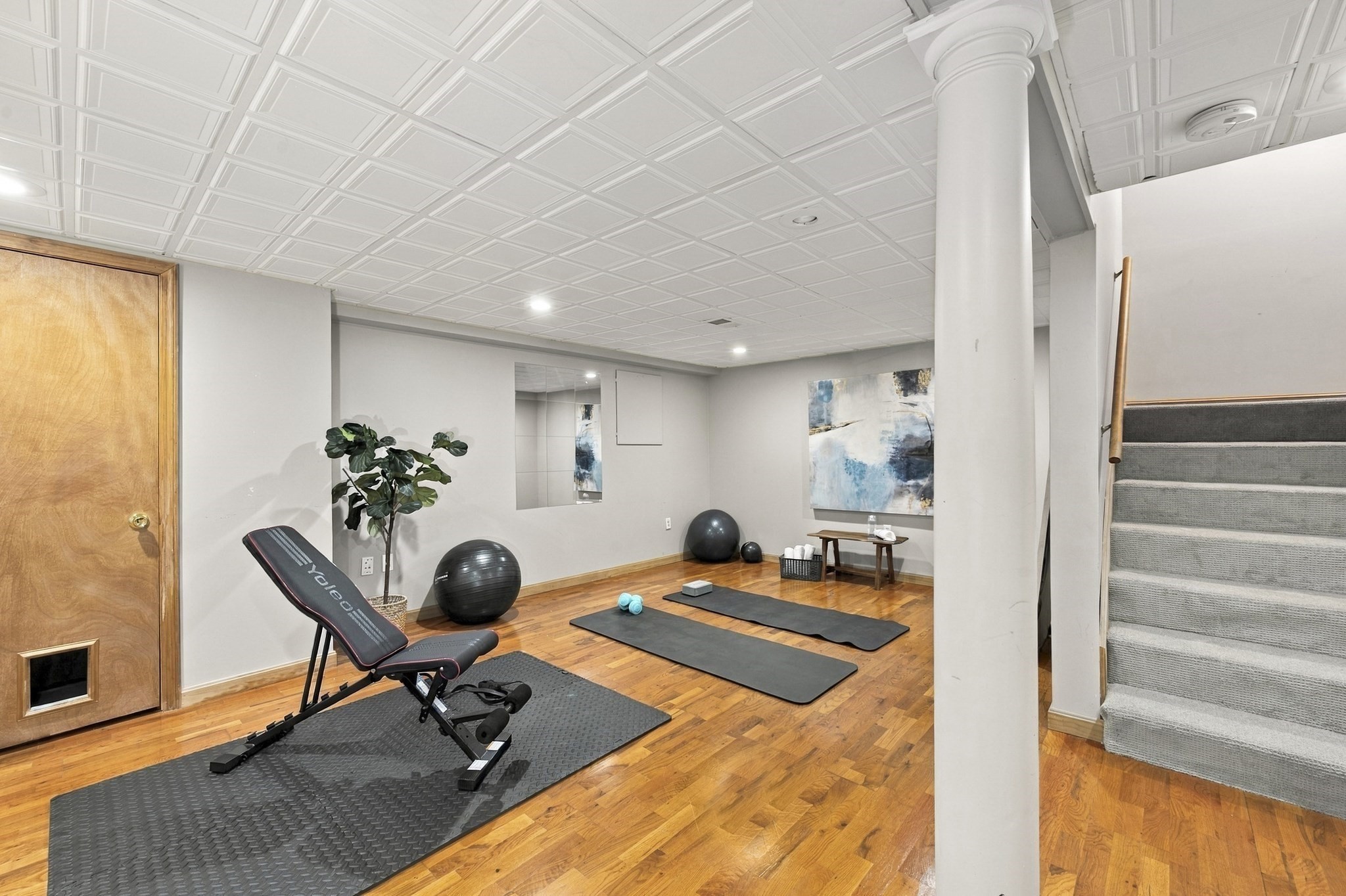 main property photo 27