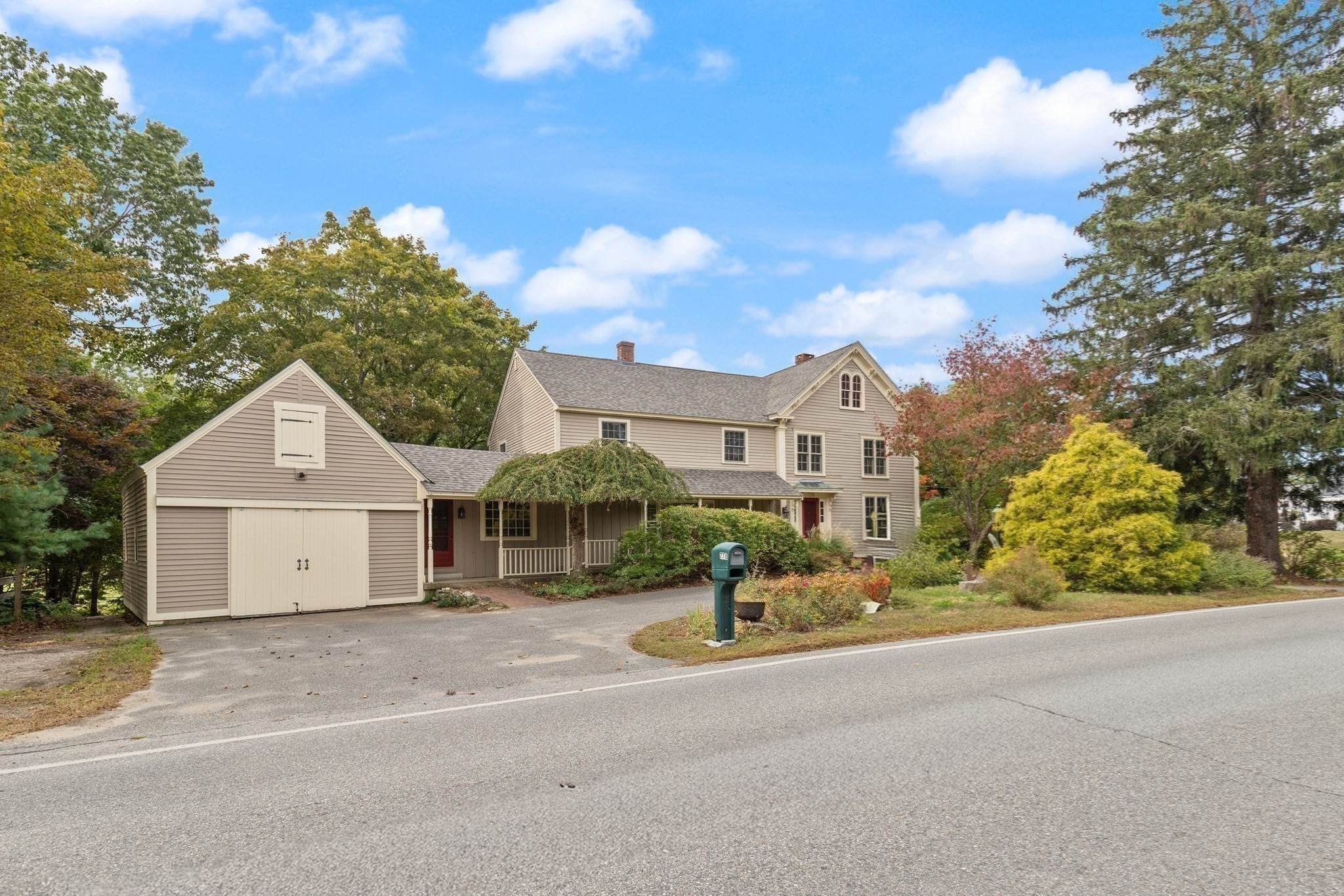 main property photo 36
