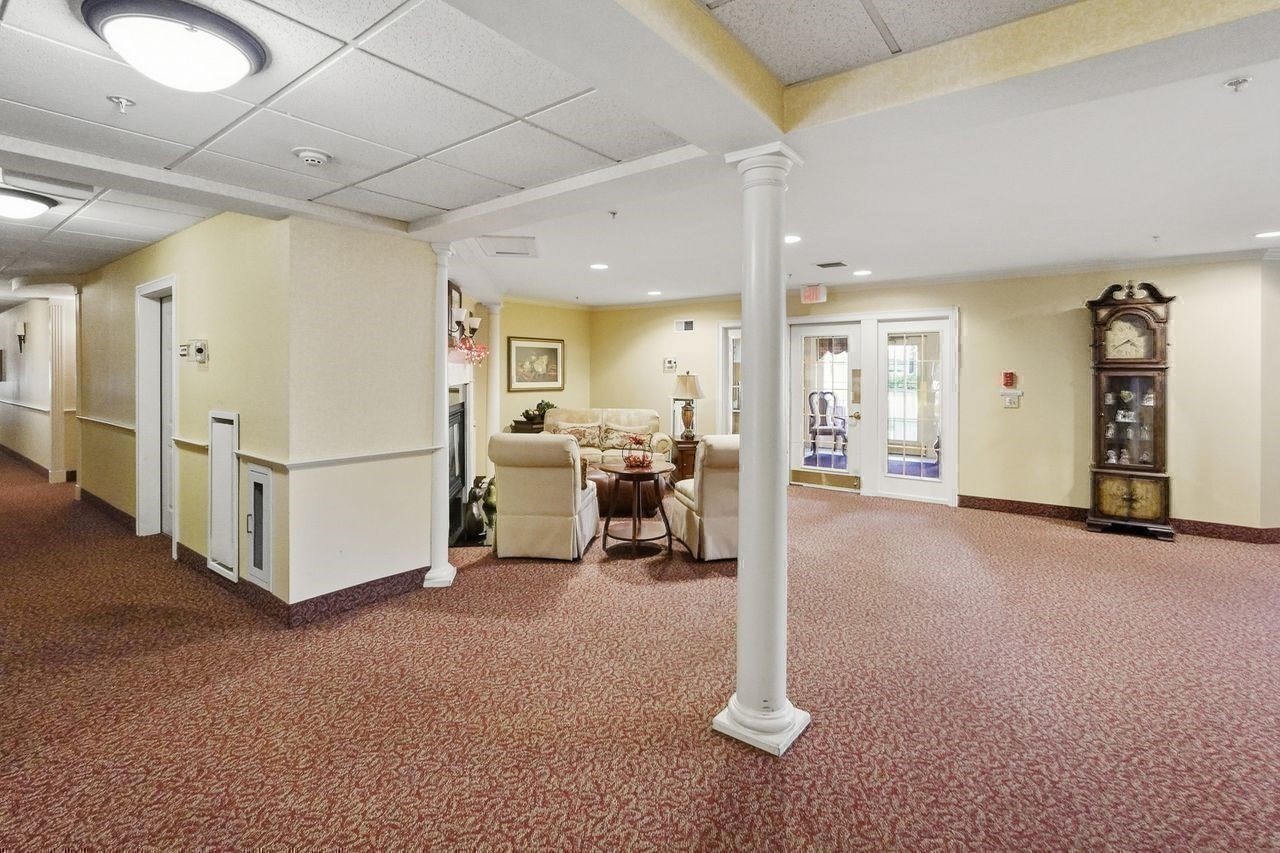 main property photo 36