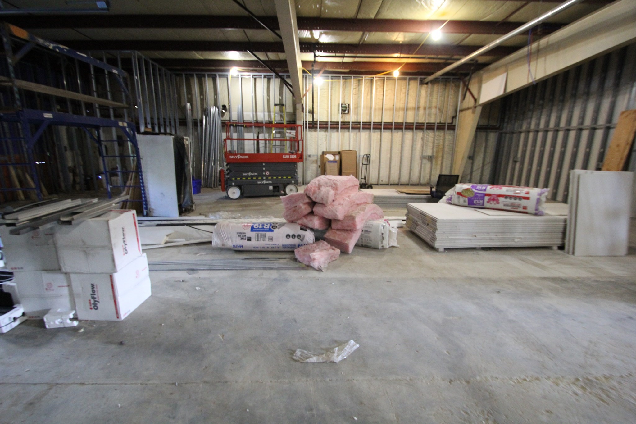 main property photo 12