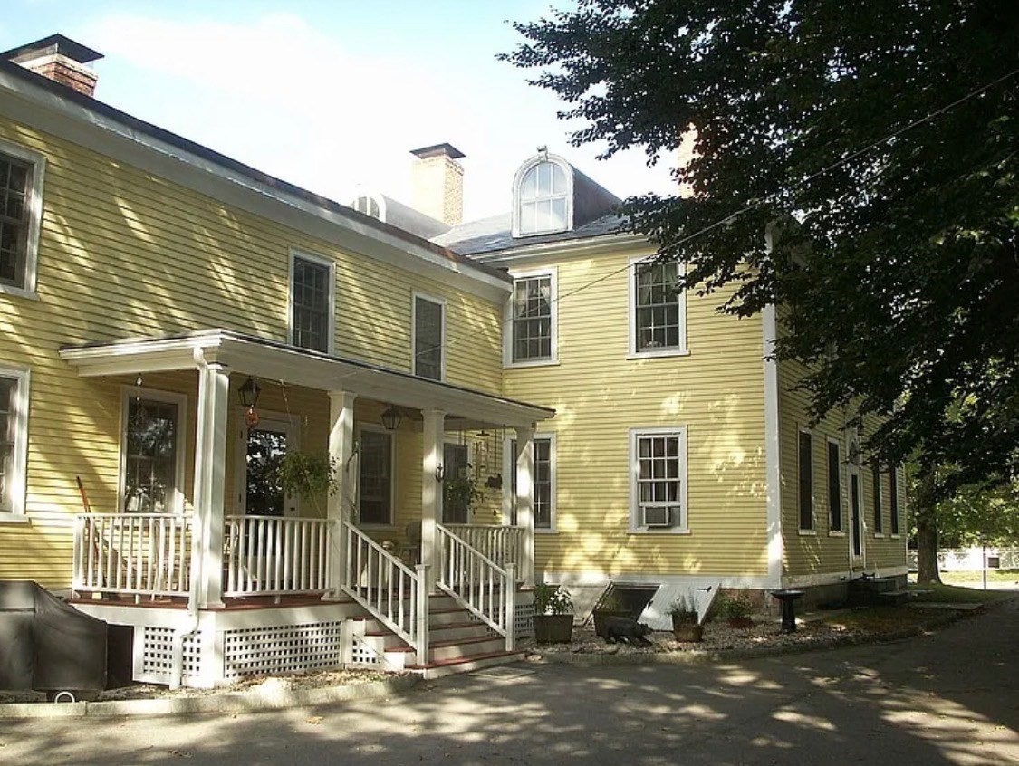 main property photo 4