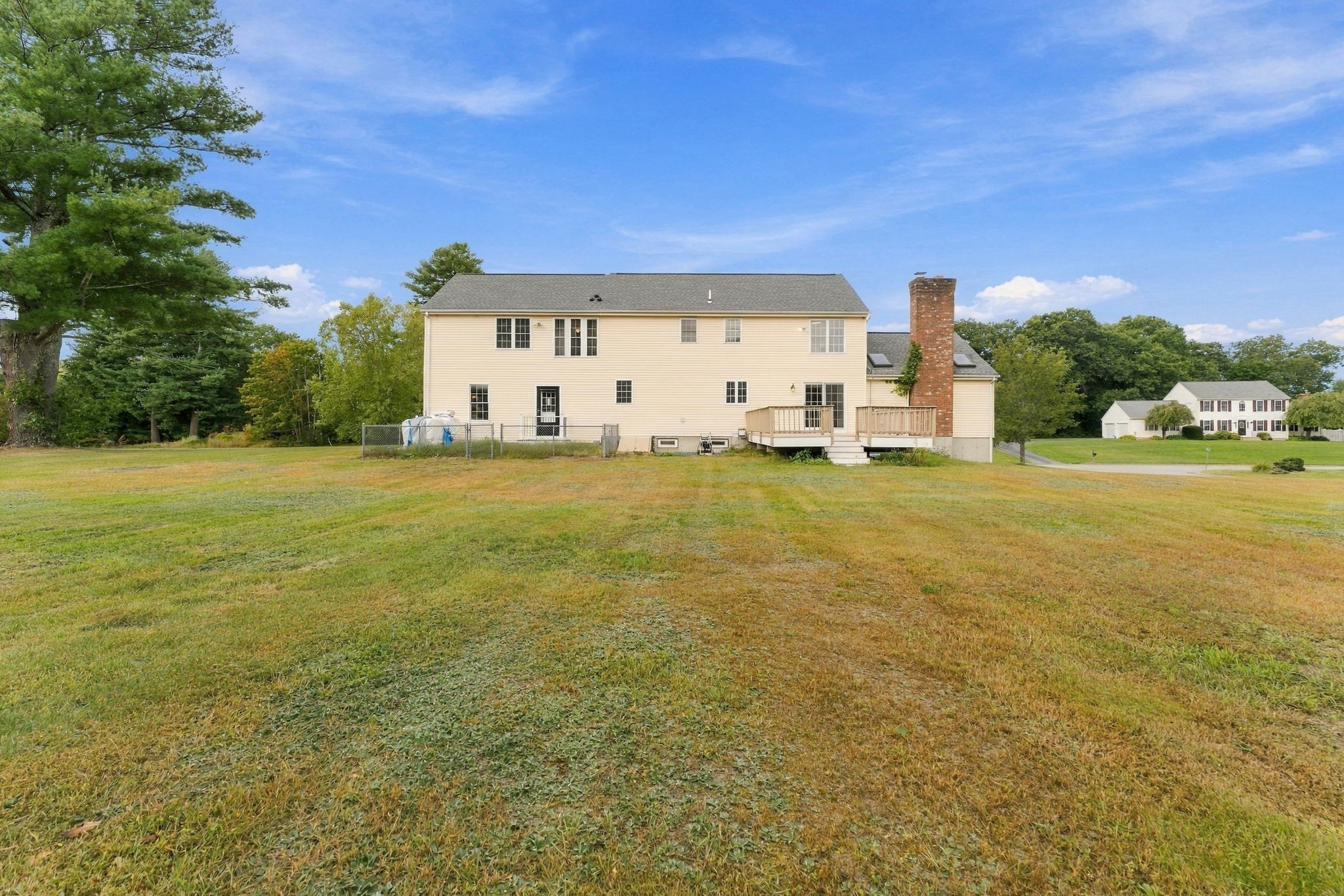 main property photo 38