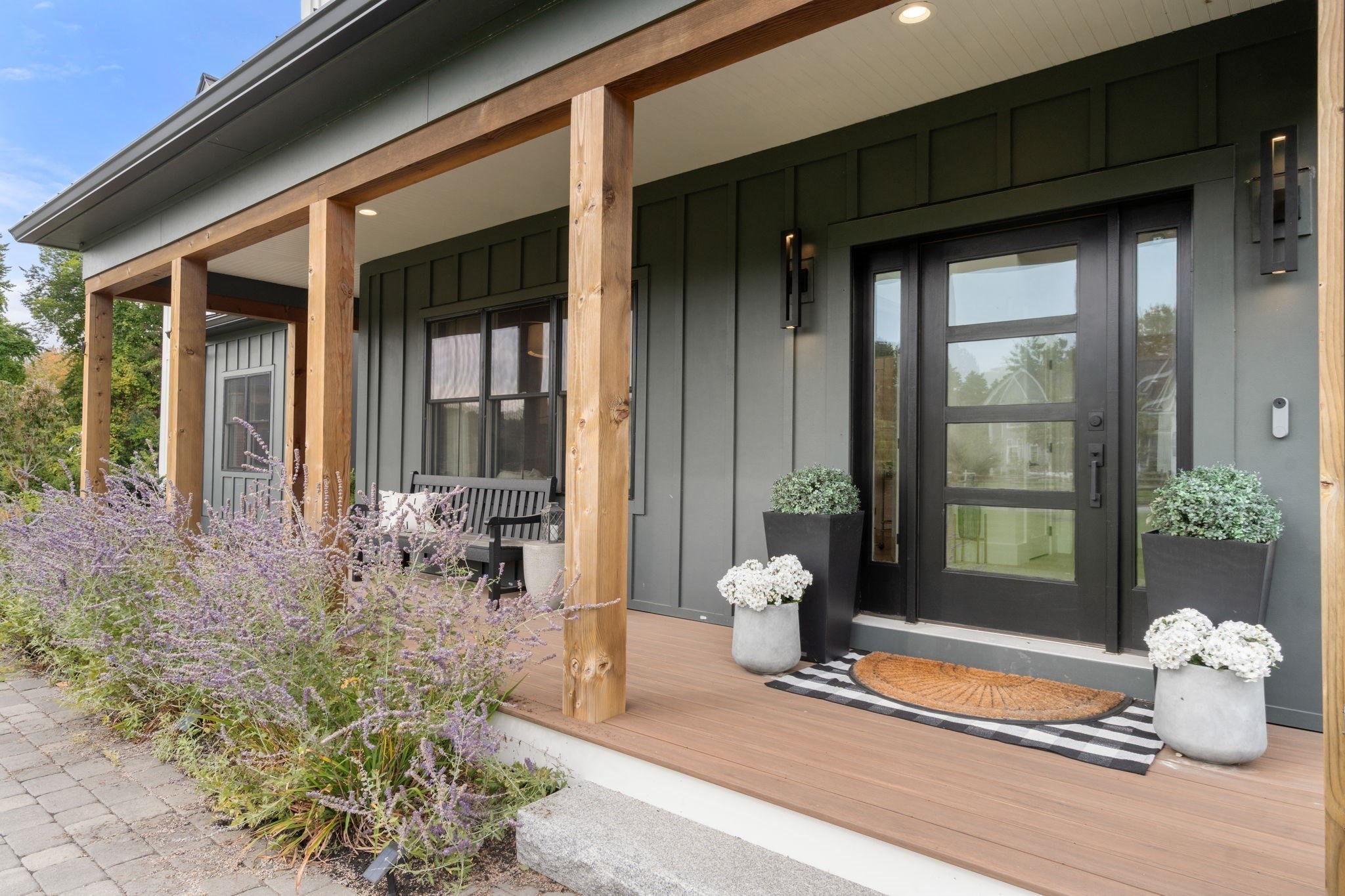 main property photo 33