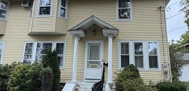 image of property with 4 Bed | 3 Bath | 1,952 Sqft