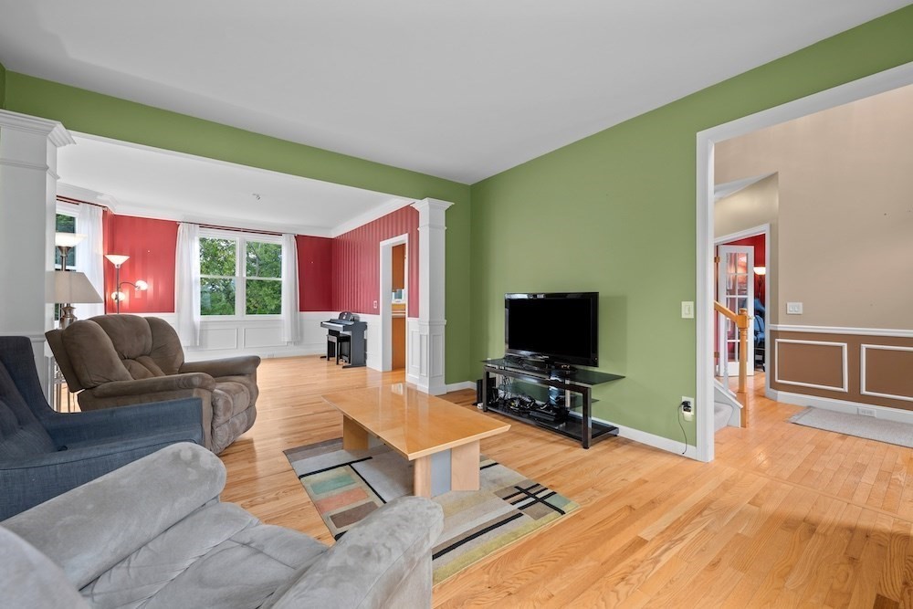 main property photo 6