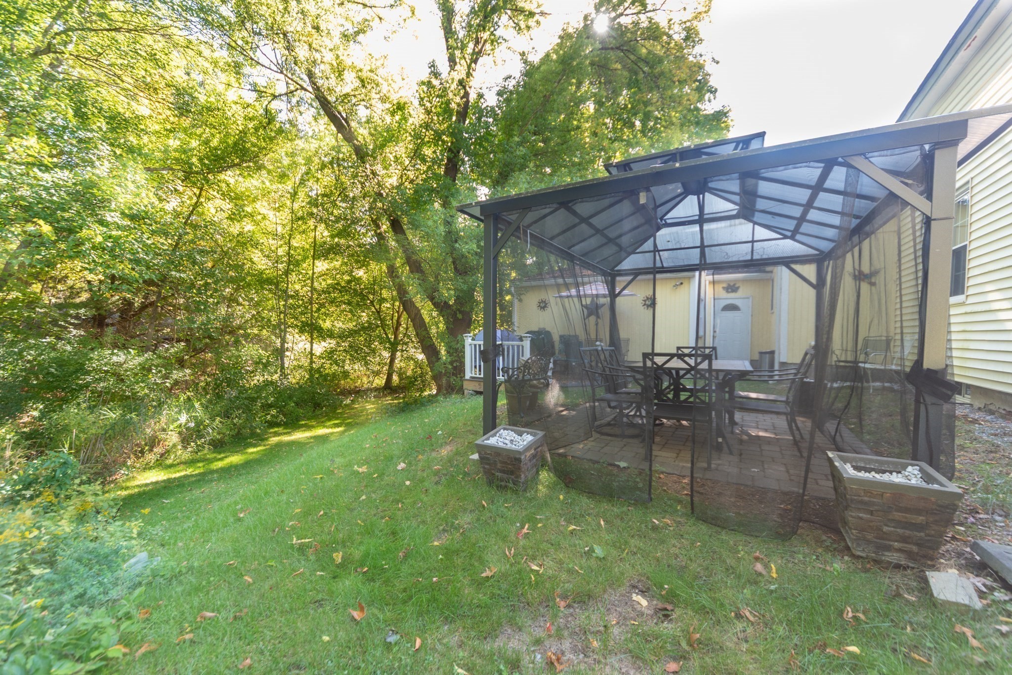 main property photo 21
