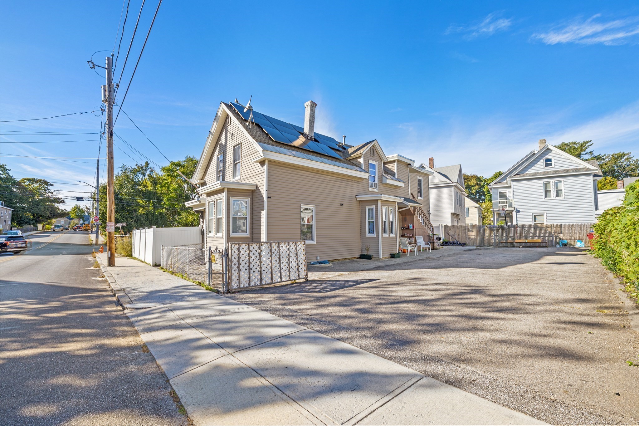main property photo 22