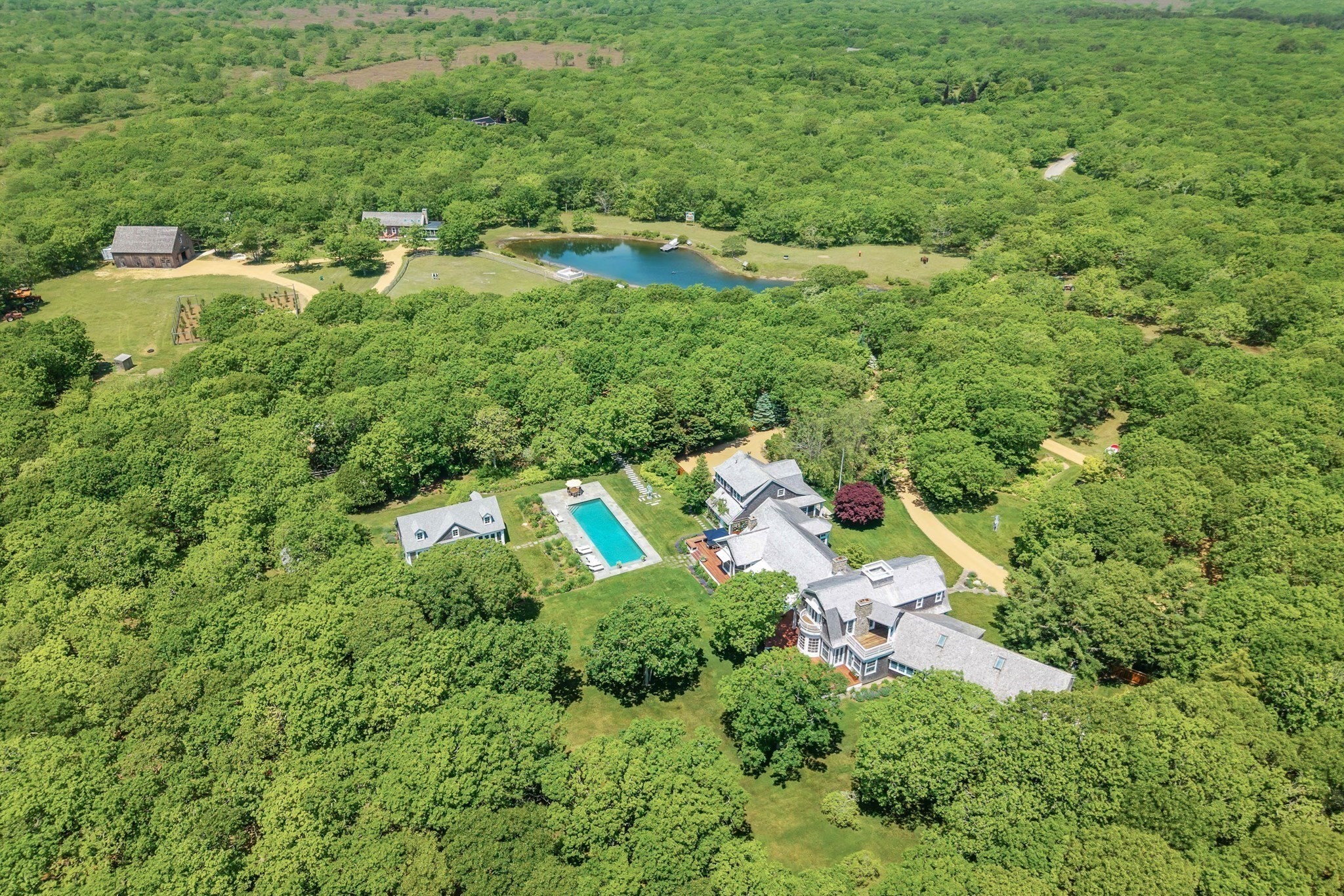main property photo 35