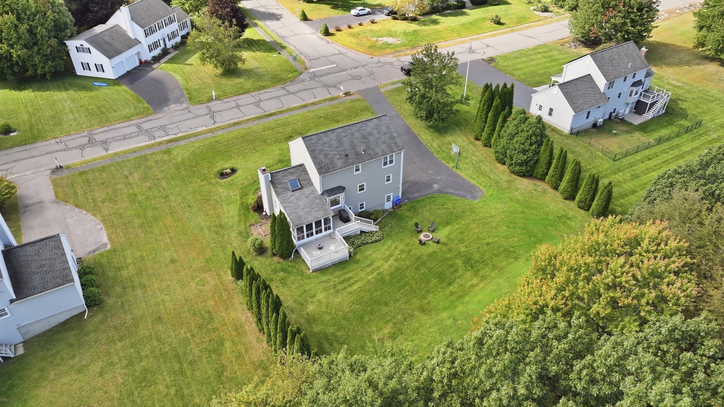 main property photo 33