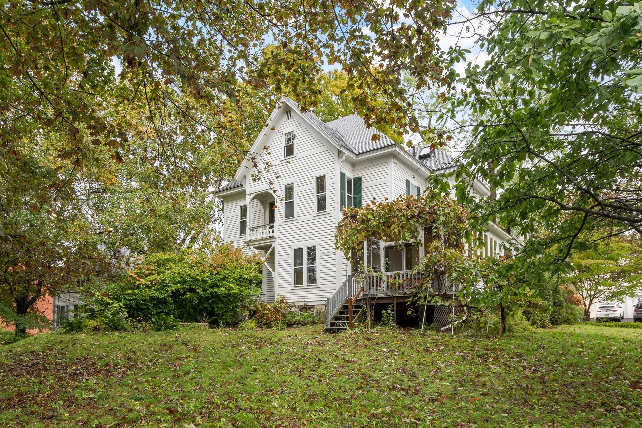 main property photo 41